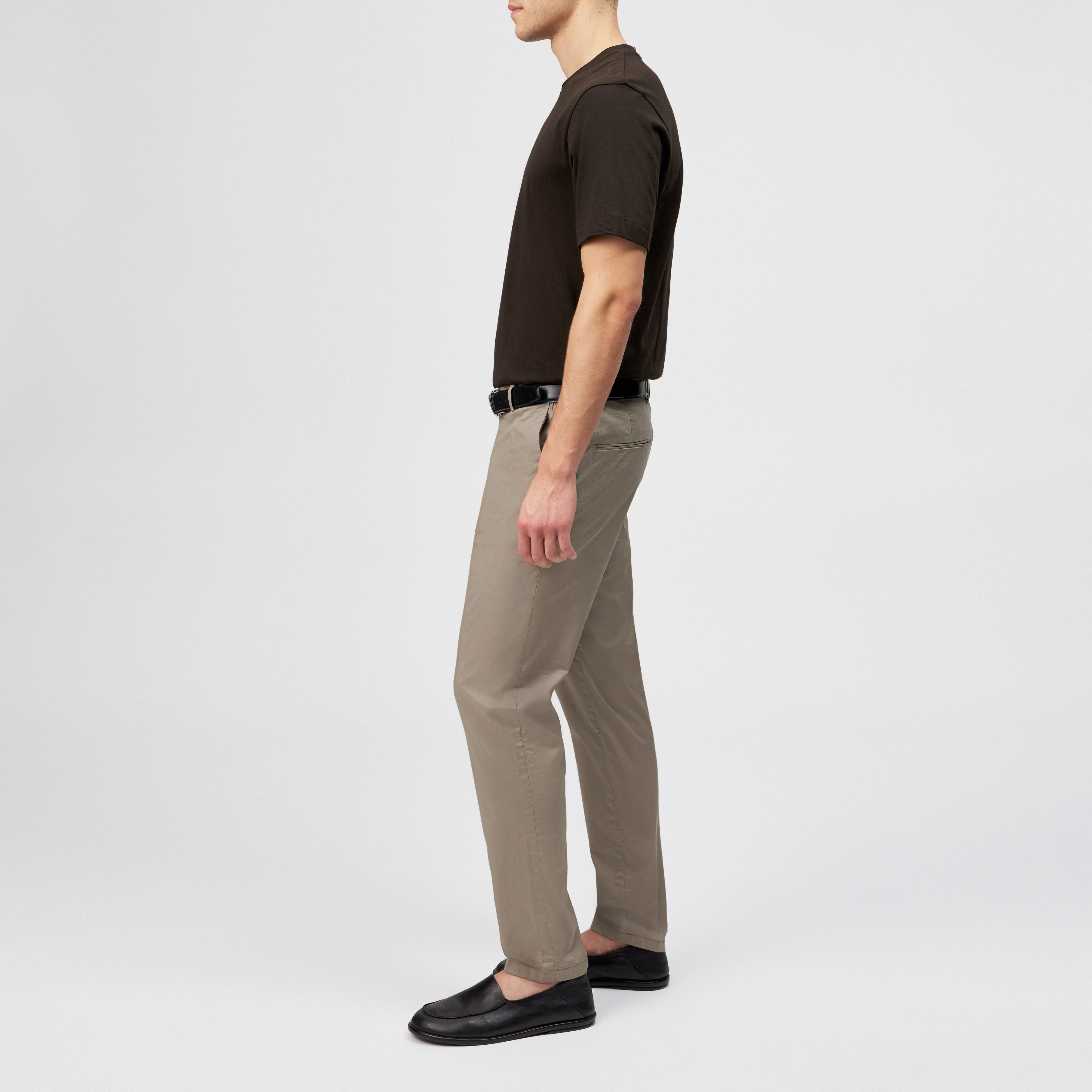 AJEND - Ready-made trousers in cotton gabardine - men - beige - Seitenansicht