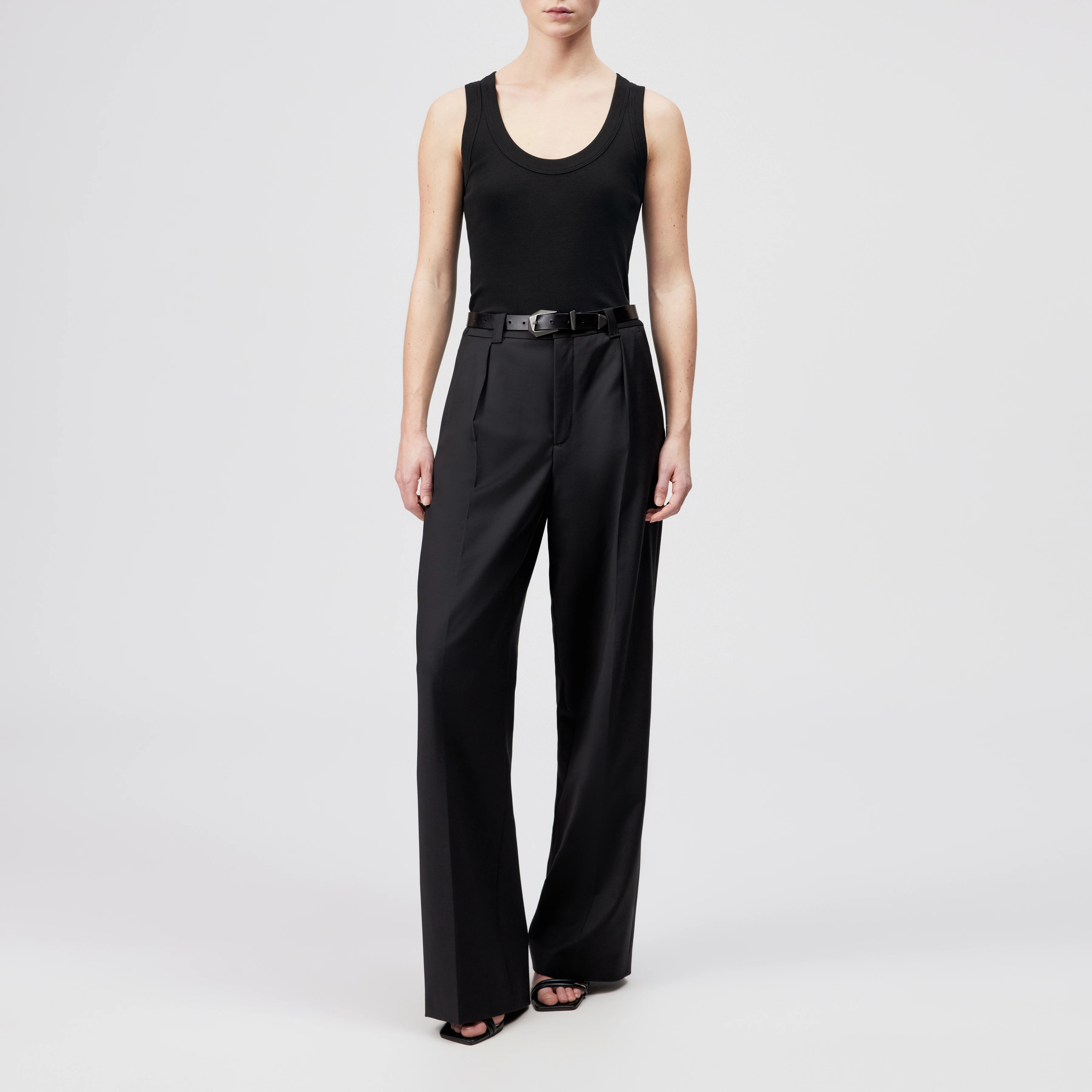 TAVIRA - Ribbed tank top with feminine round neckline - women - black - Ganzkörper-Frontansicht