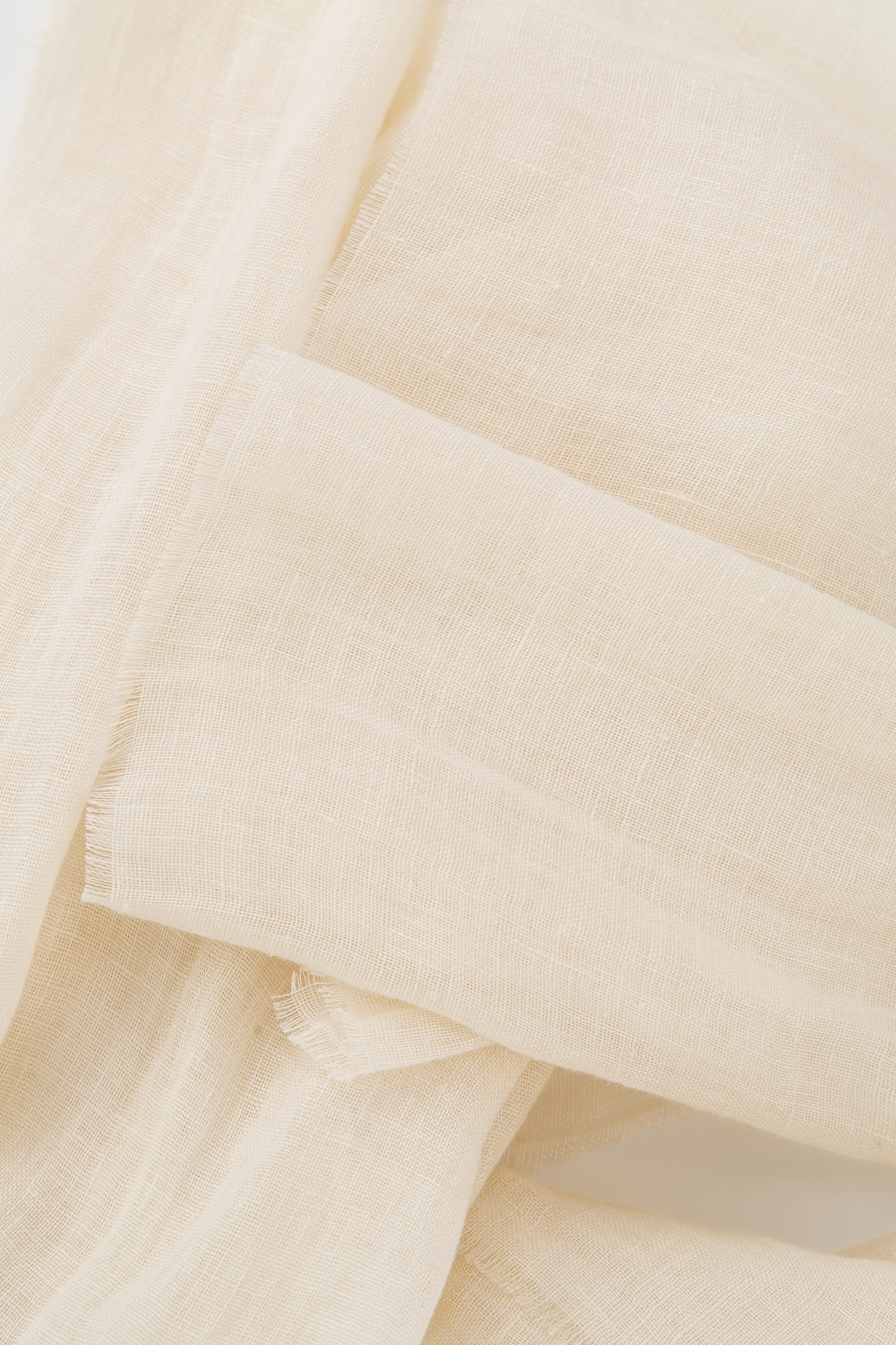 Jinit Men square JINIT in off white from DRYKORN