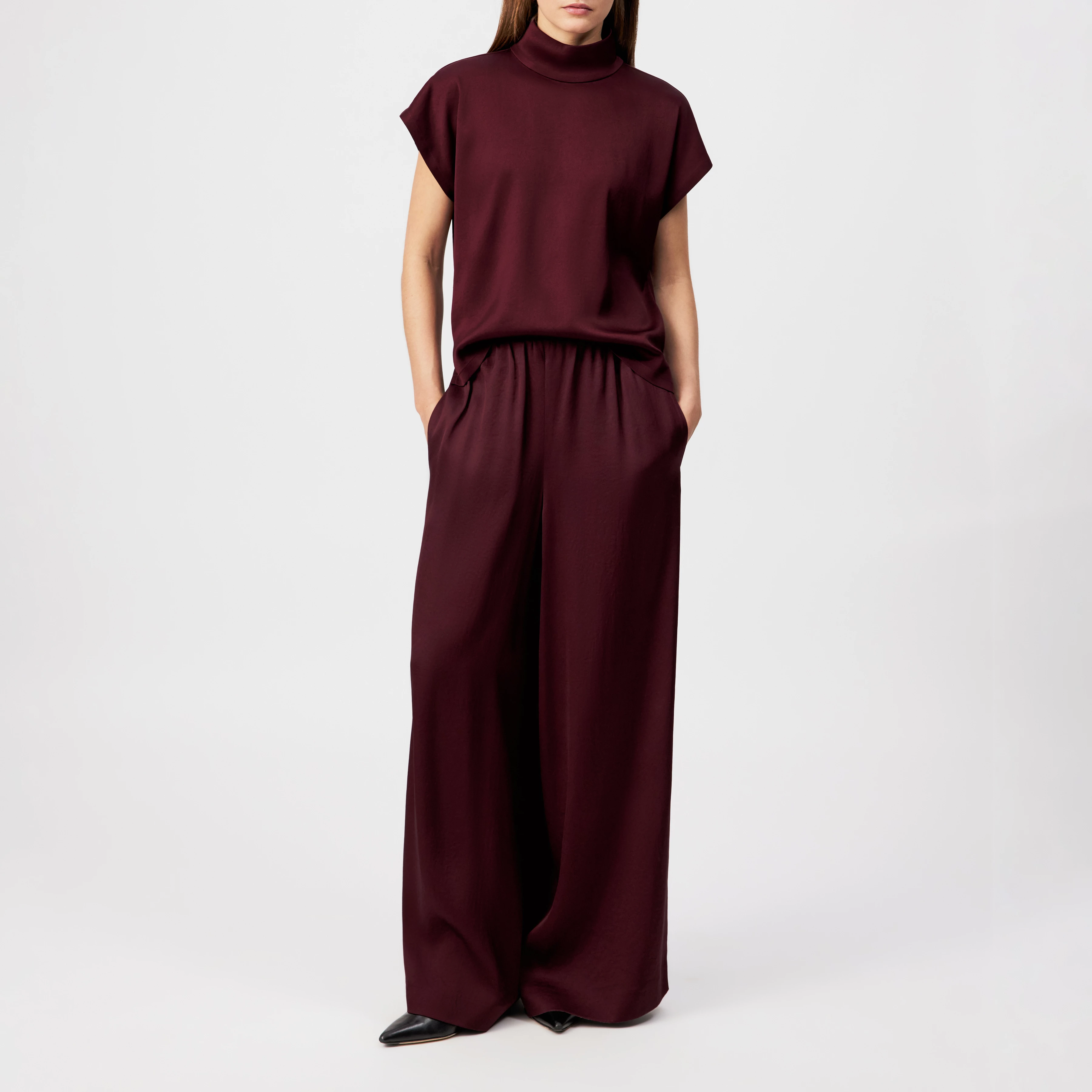 ALARIA_1 - Shirt blouse with stand-up collar in satin - women - red - Ganzkörper-Frontansicht