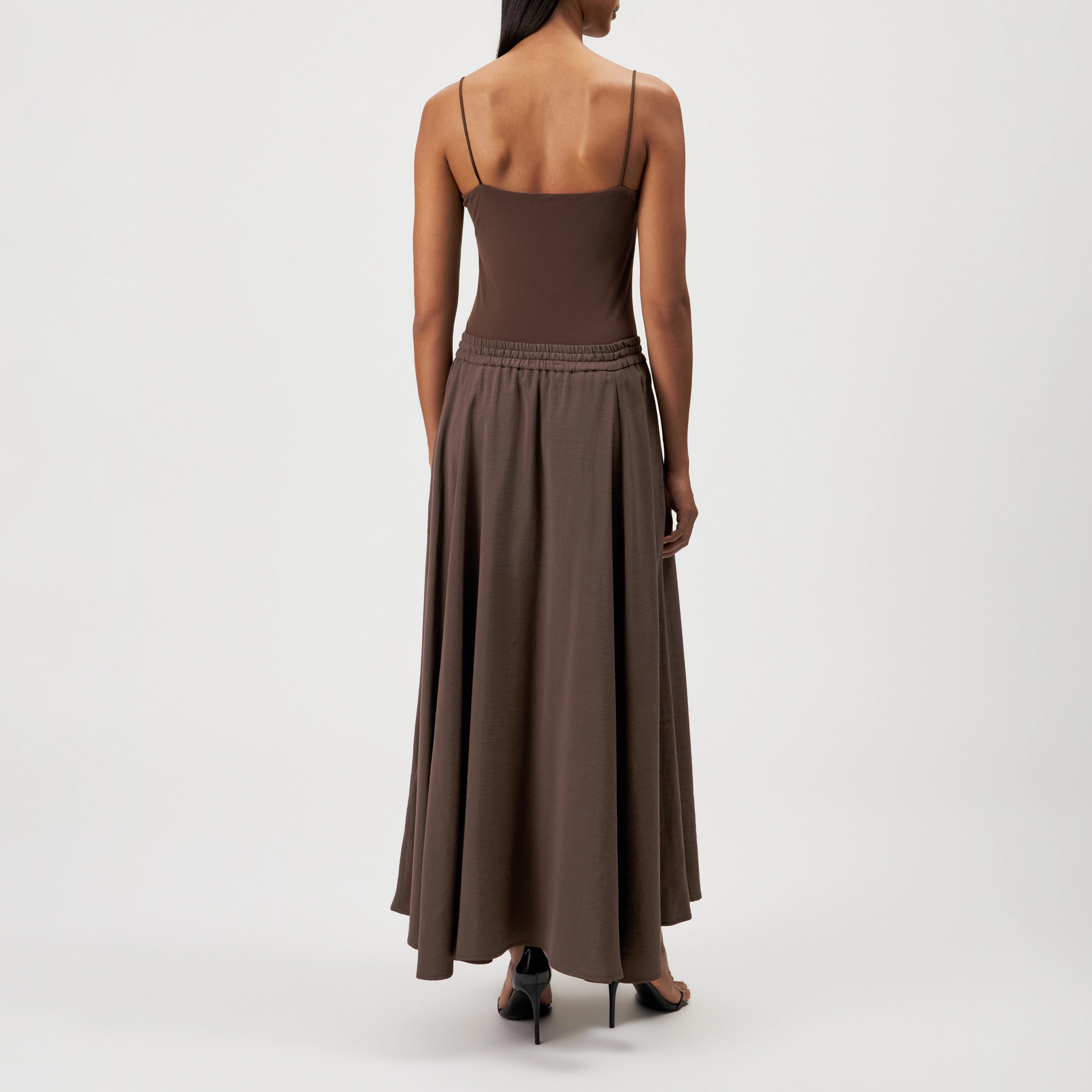 QERIME_1 - Jupe évasée en twill fluide - women - marron - Rückansicht