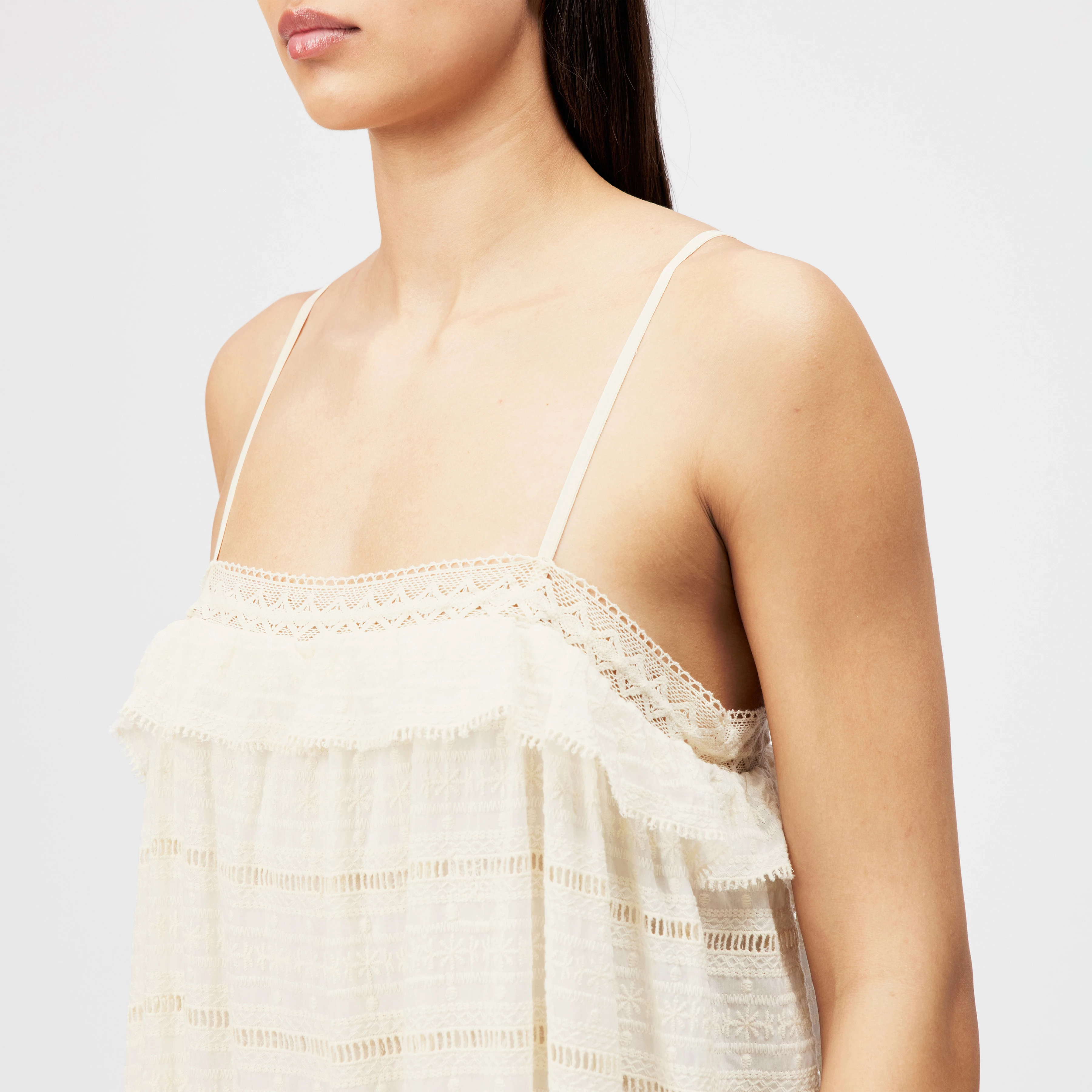 NIVELA - Cotton-silk maxi sundress - women - off white - Detailansicht am Model