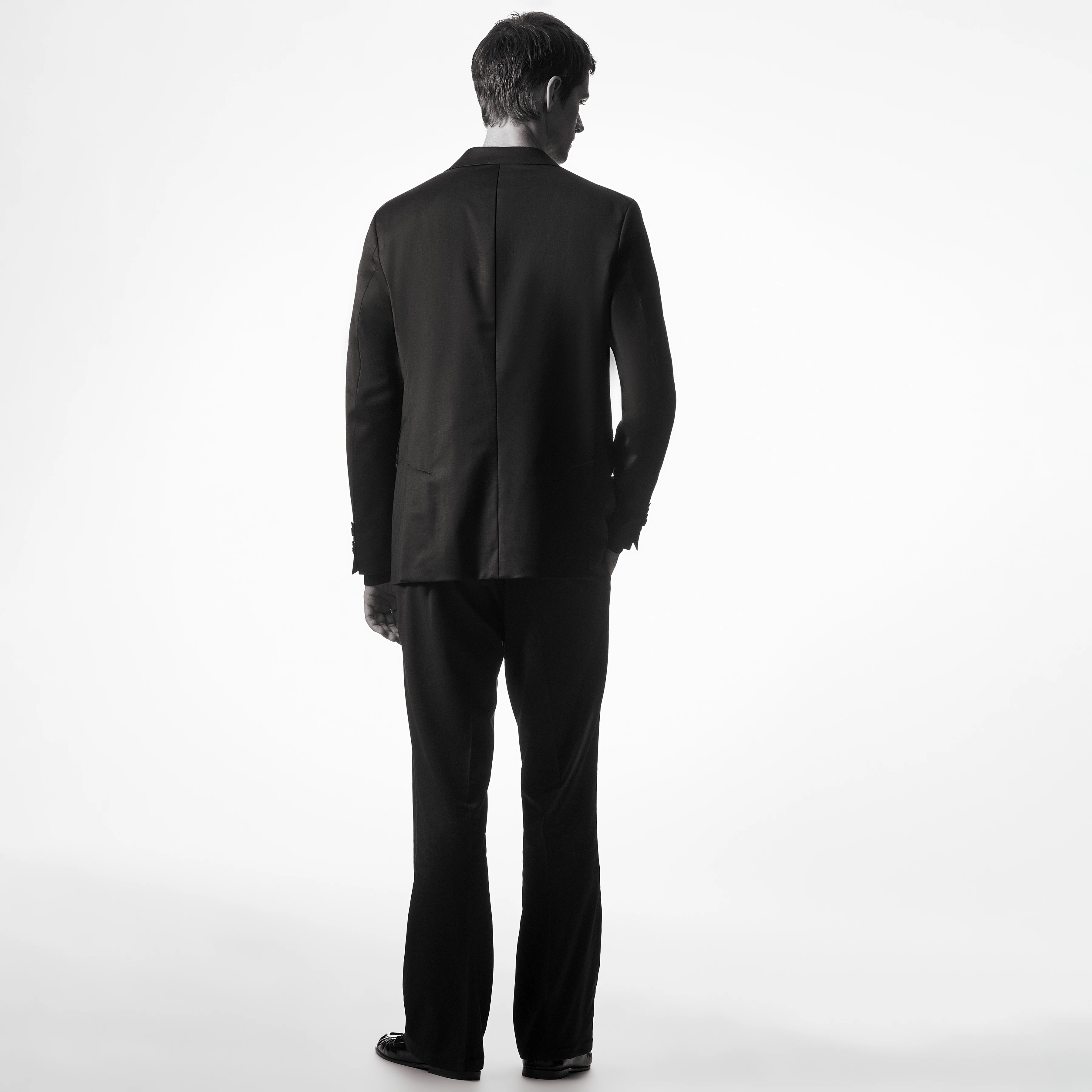 DRYGENF - Two-button blazer in fine wool blend - men - black - Rückansicht