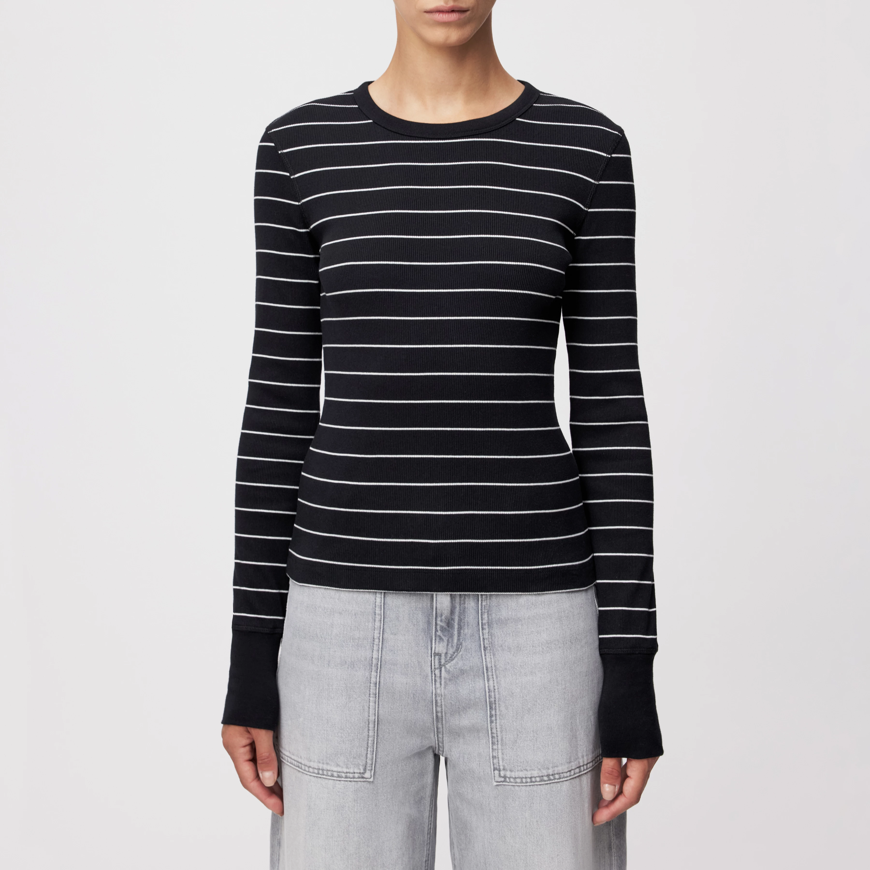 NURIT - Schmales Longsleeve in Baumwoll-Rippe - Damen - schwarz - Frontansicht