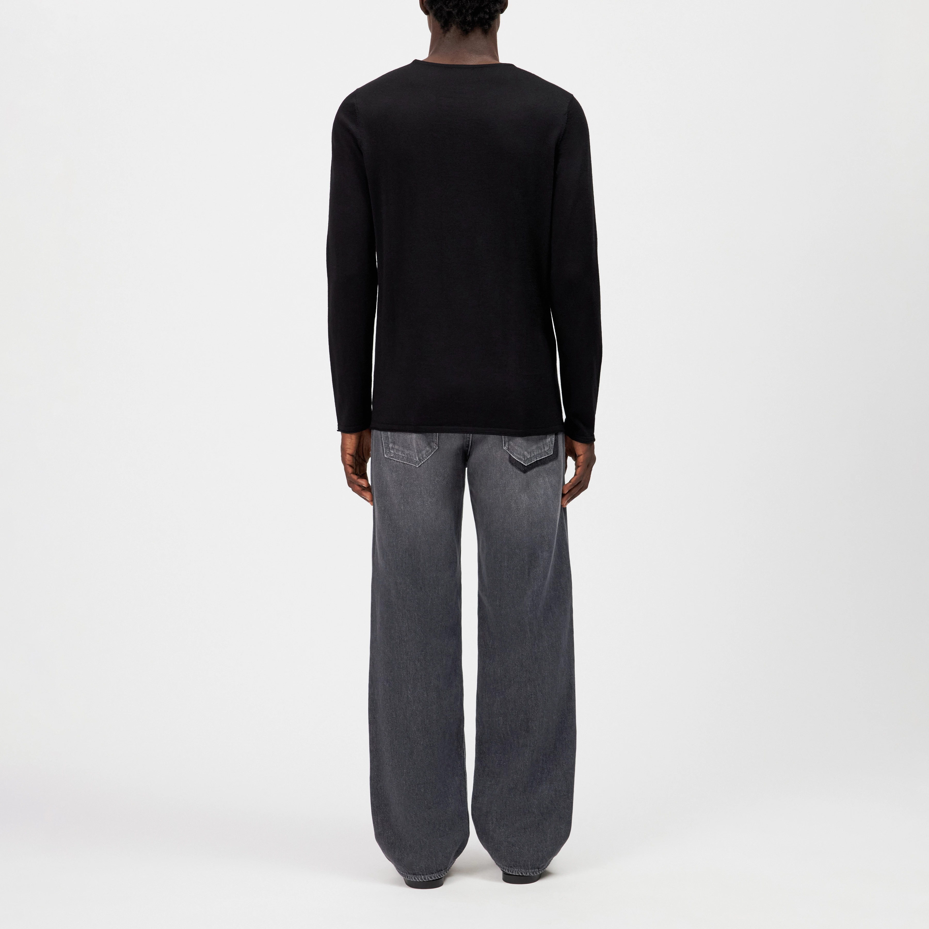 RIKONO - Fine merino wool knitted jumper - men - black - Rückansicht