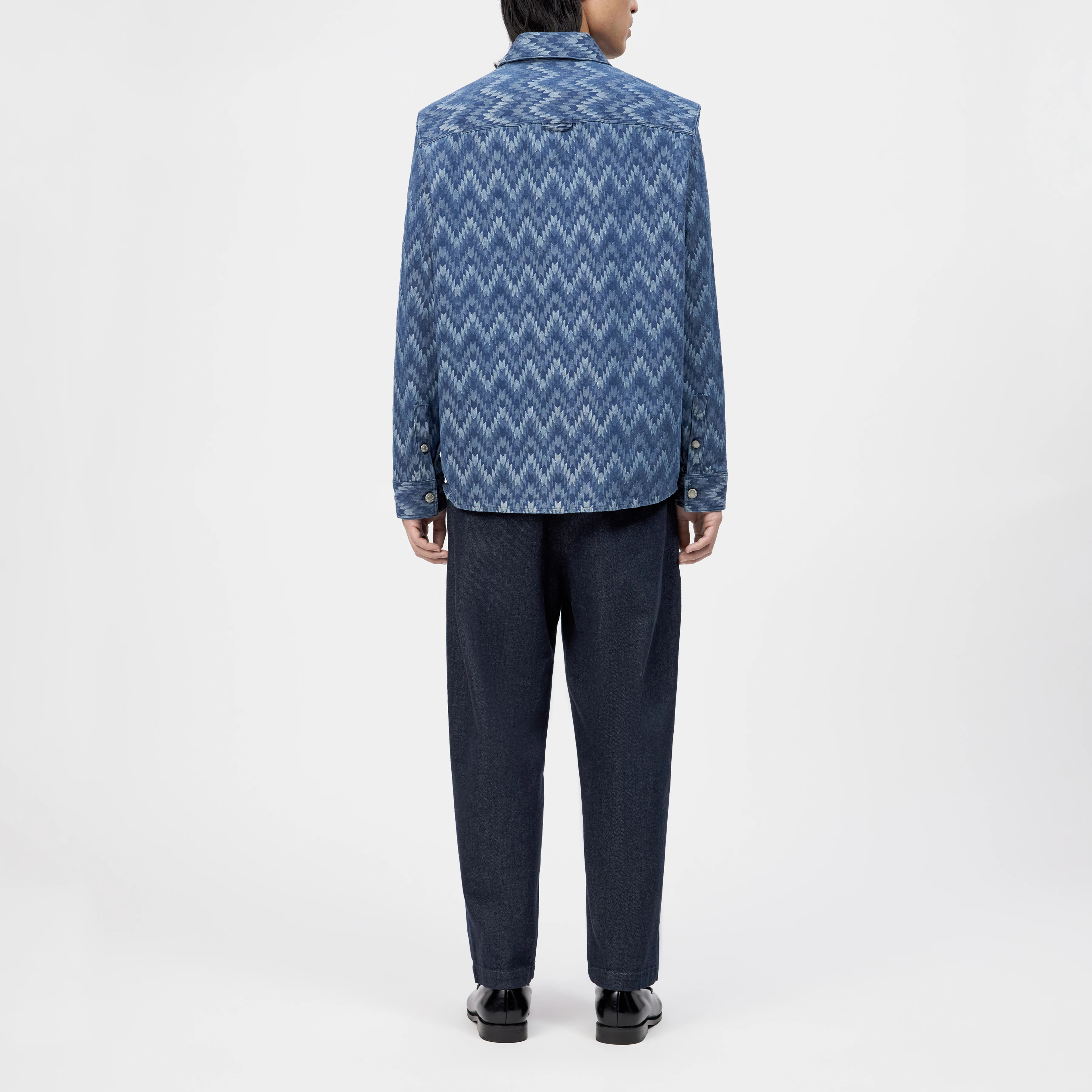 LIJAS - Overshirt mit Brusttasche in Denim - Herren - blau - Rückansicht