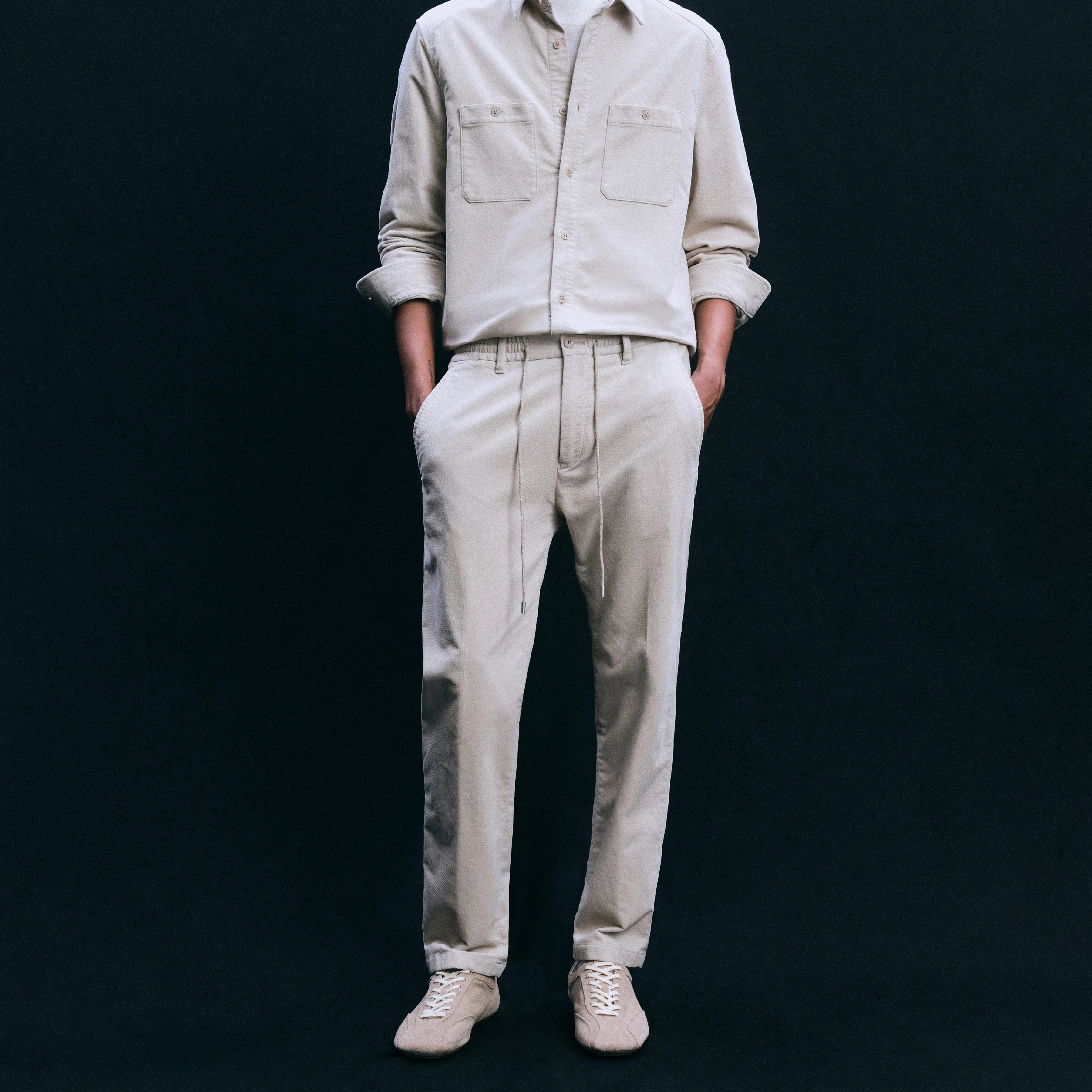 DEGER - Jogpants mit Tunnelzug in Samt - Herren - beige