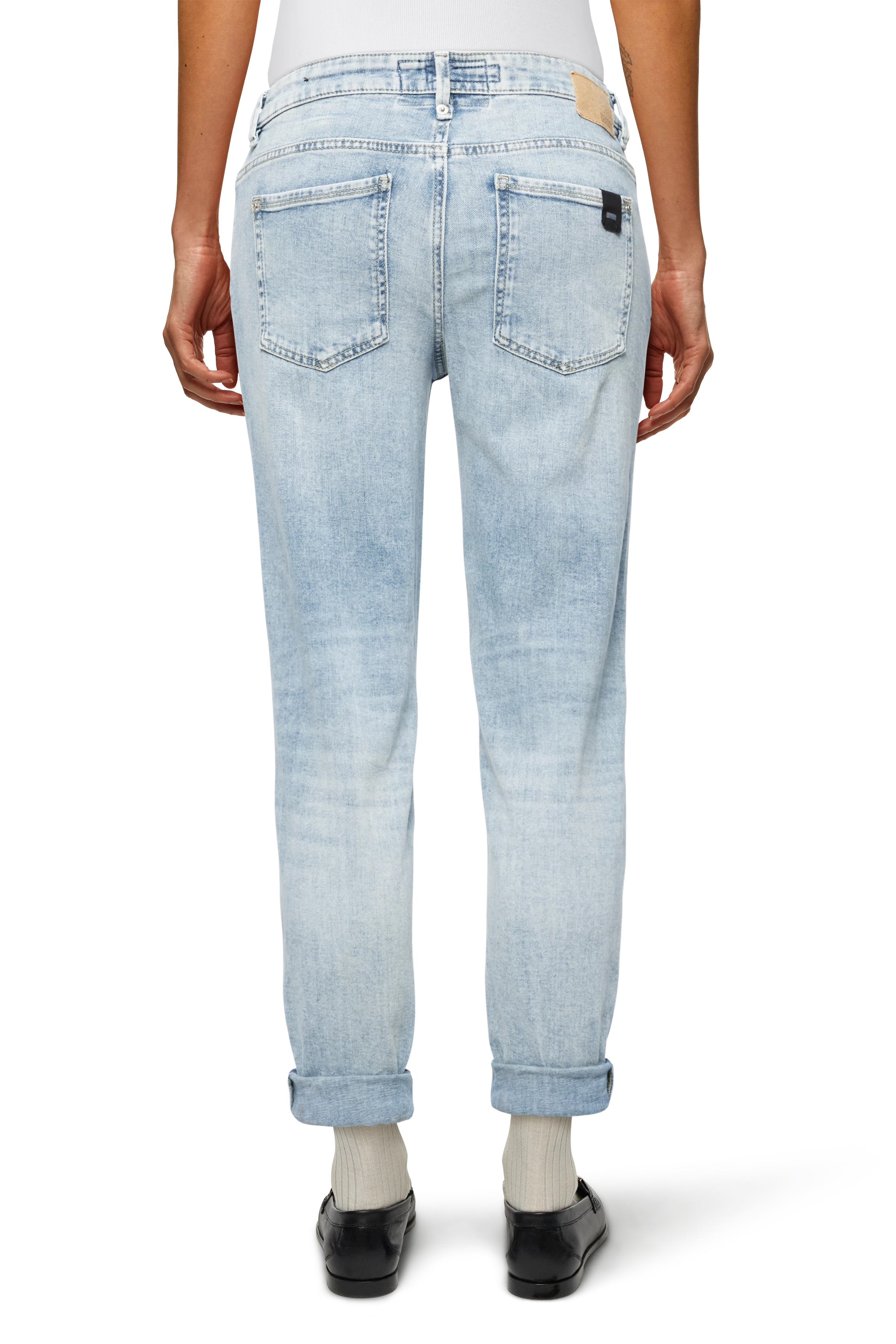 LIKE - Girlfriend jeans with rolled cuffs in soft-touch denim with a used effect - women - blue - Rückansicht
