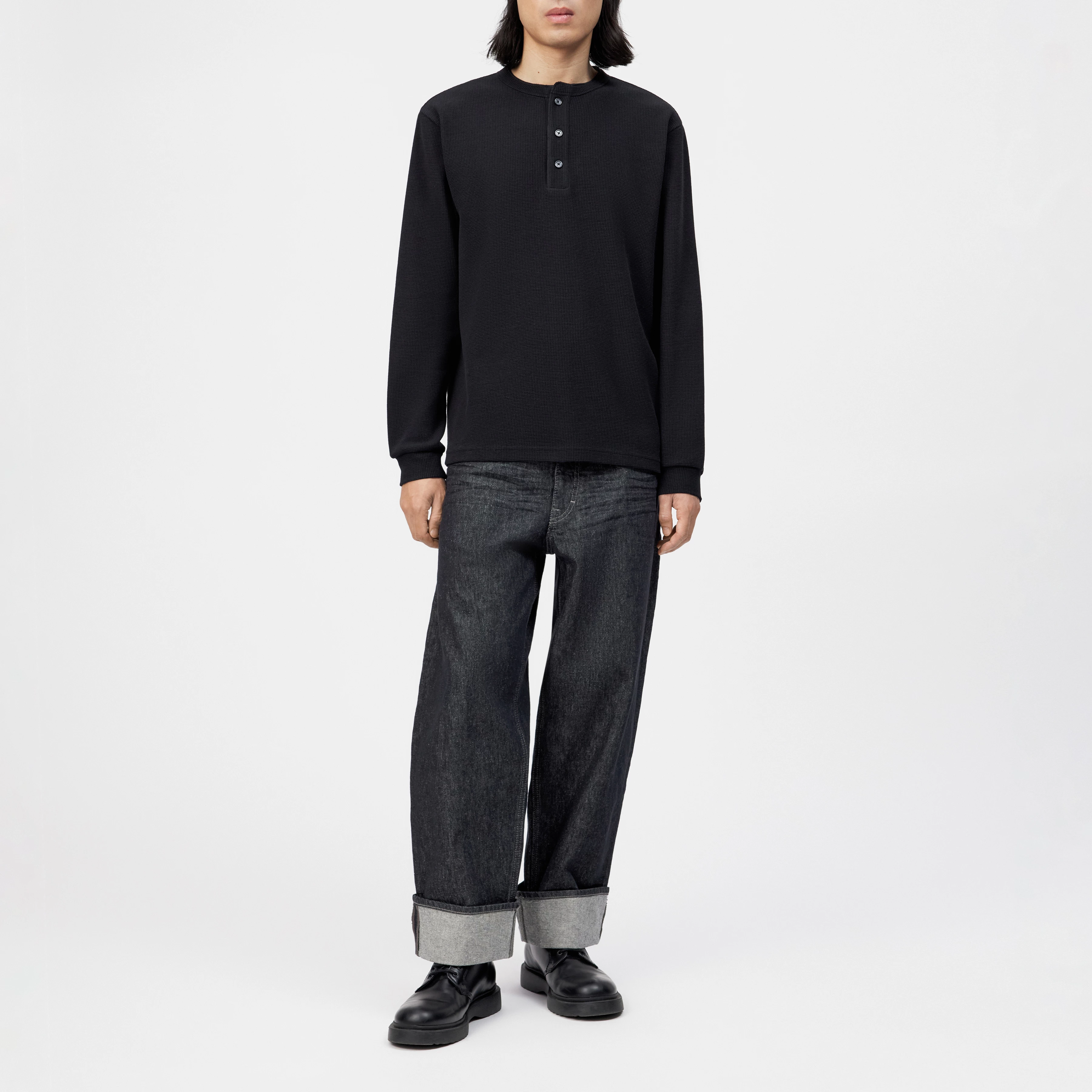 KILANO - Long-sleeved top with button placket in textured fabric - men - Natural Aluminium - Ganzkörper-Frontansicht