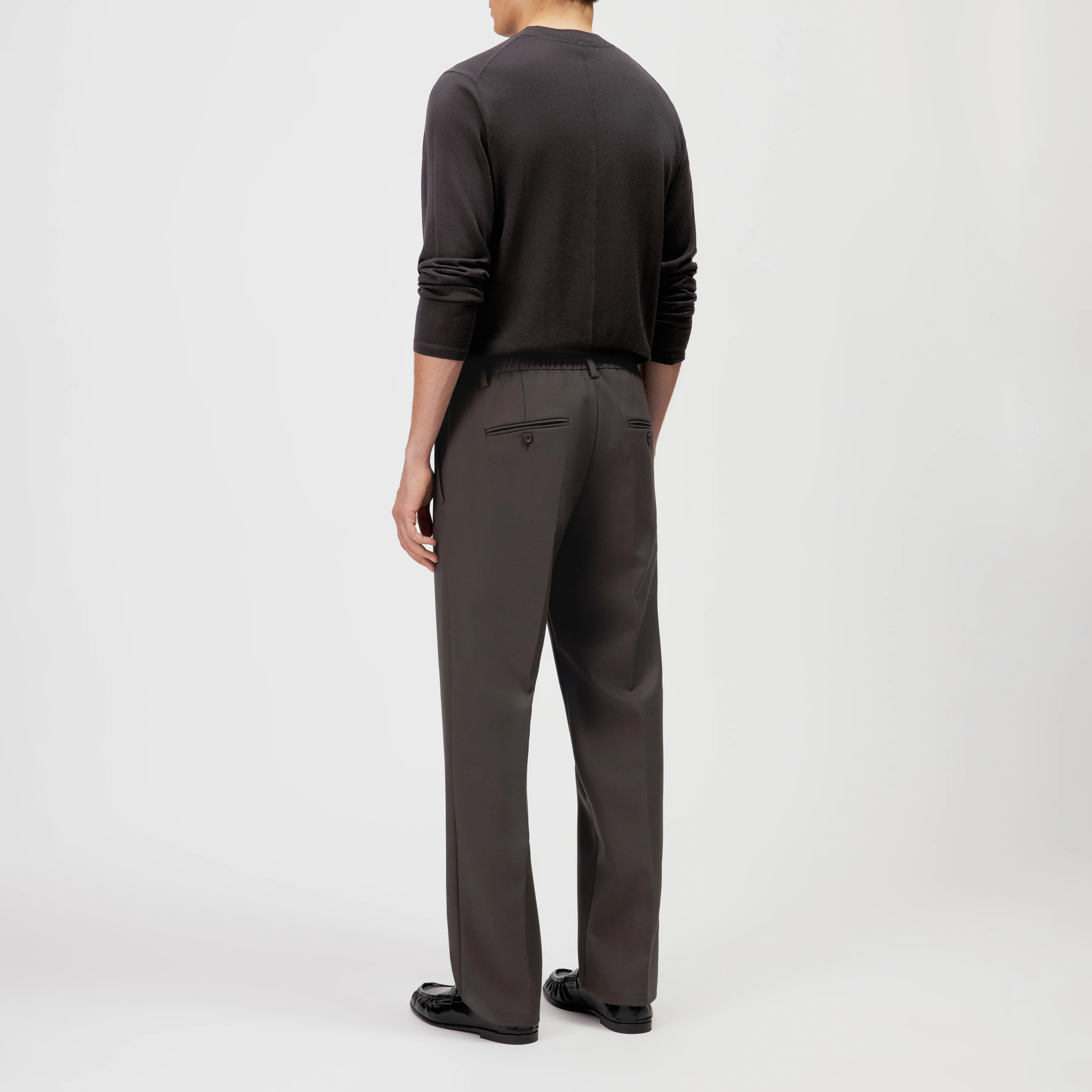 GARONA_B - Casual chino in smooth fabric - men - brown - Rückansicht