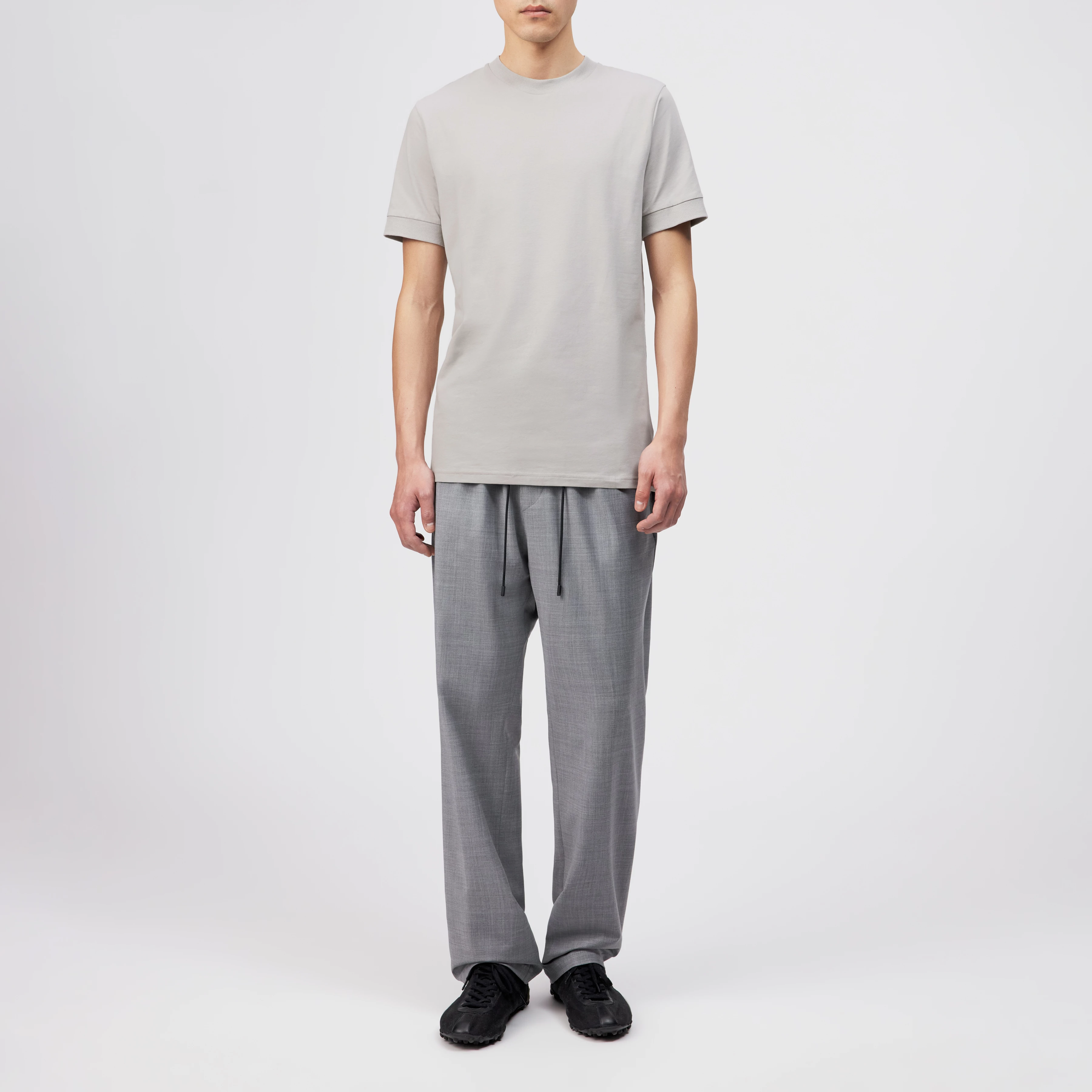 ANTON - Fitted T-Shirt in Baumwolle - Herren - grau - Ganzkörper-Frontansicht