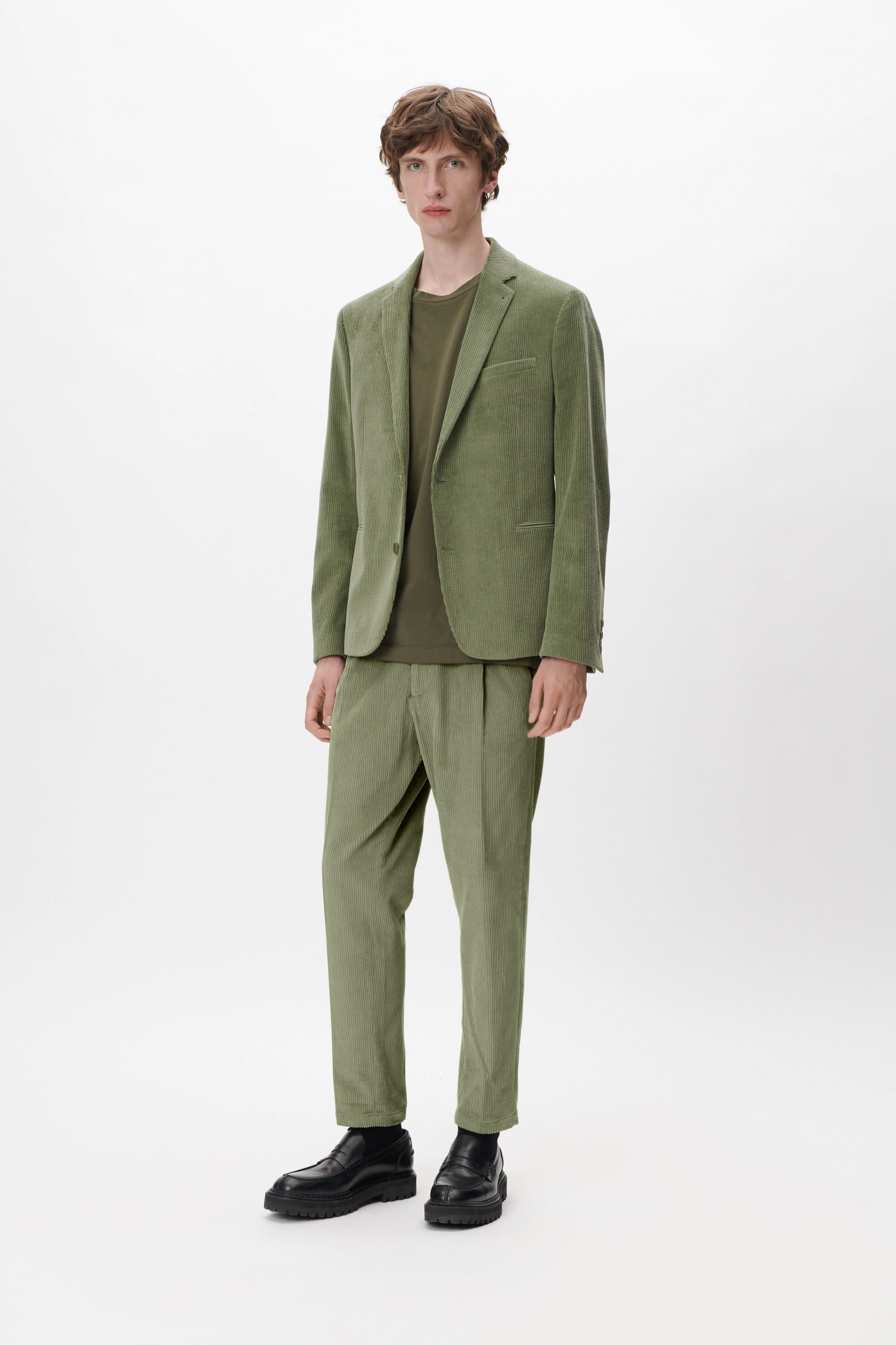 HORLEY - Slim Fit Sakko mit fallendem Revers in Cord - Herren - grün - Ganzkörper-Frontansicht