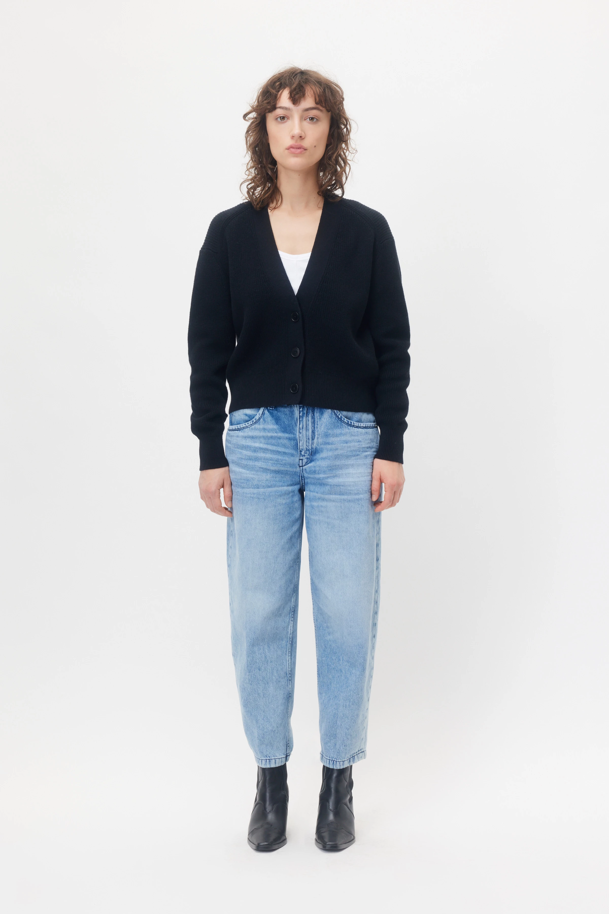 SIDALY - Strickjacke in Cotton-Cashmere - Damen - schwarz - Ganzkörper-Frontansicht