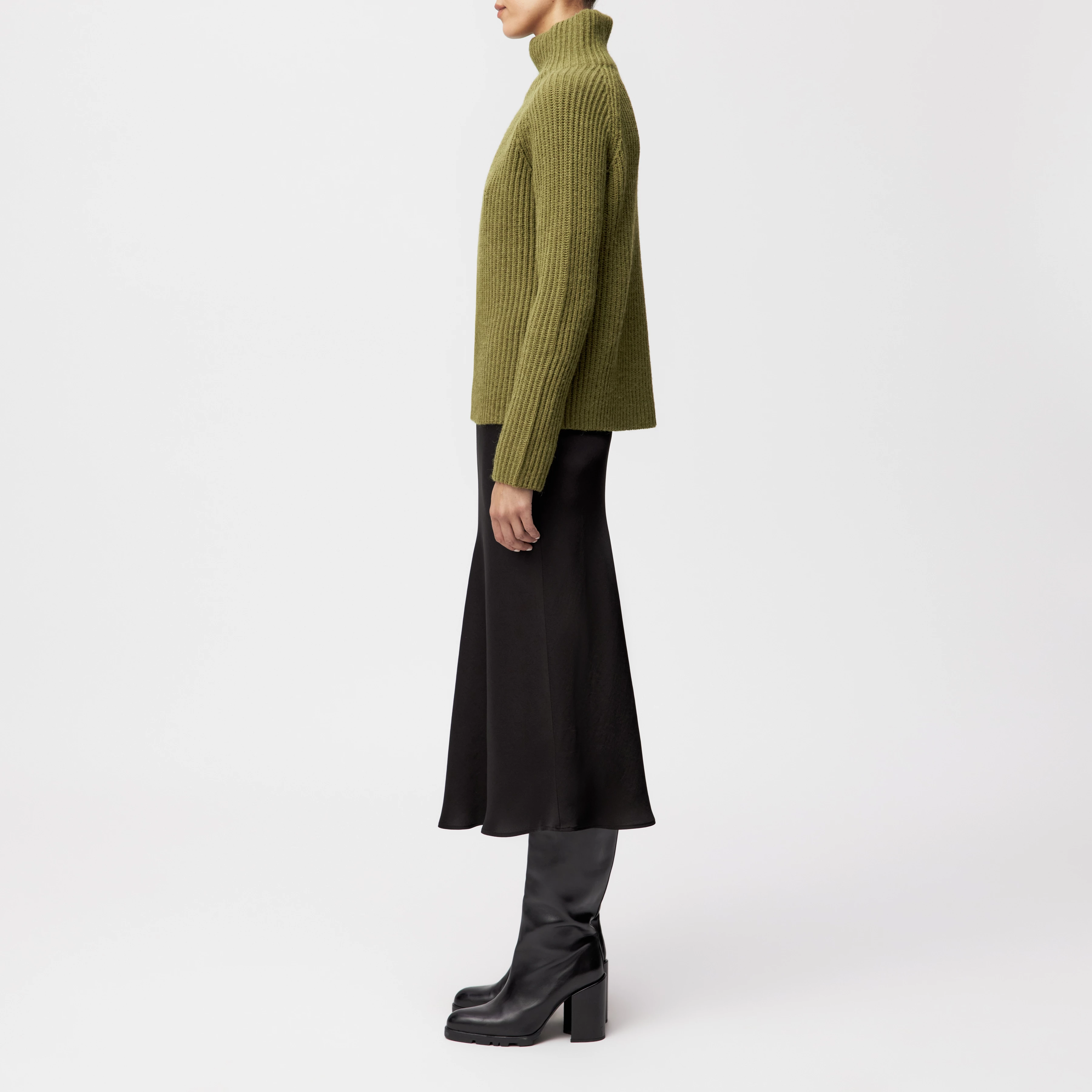 ARWEN - Pull à col roulé en laine et alpaga mélangés - women - vert - Seitenansicht