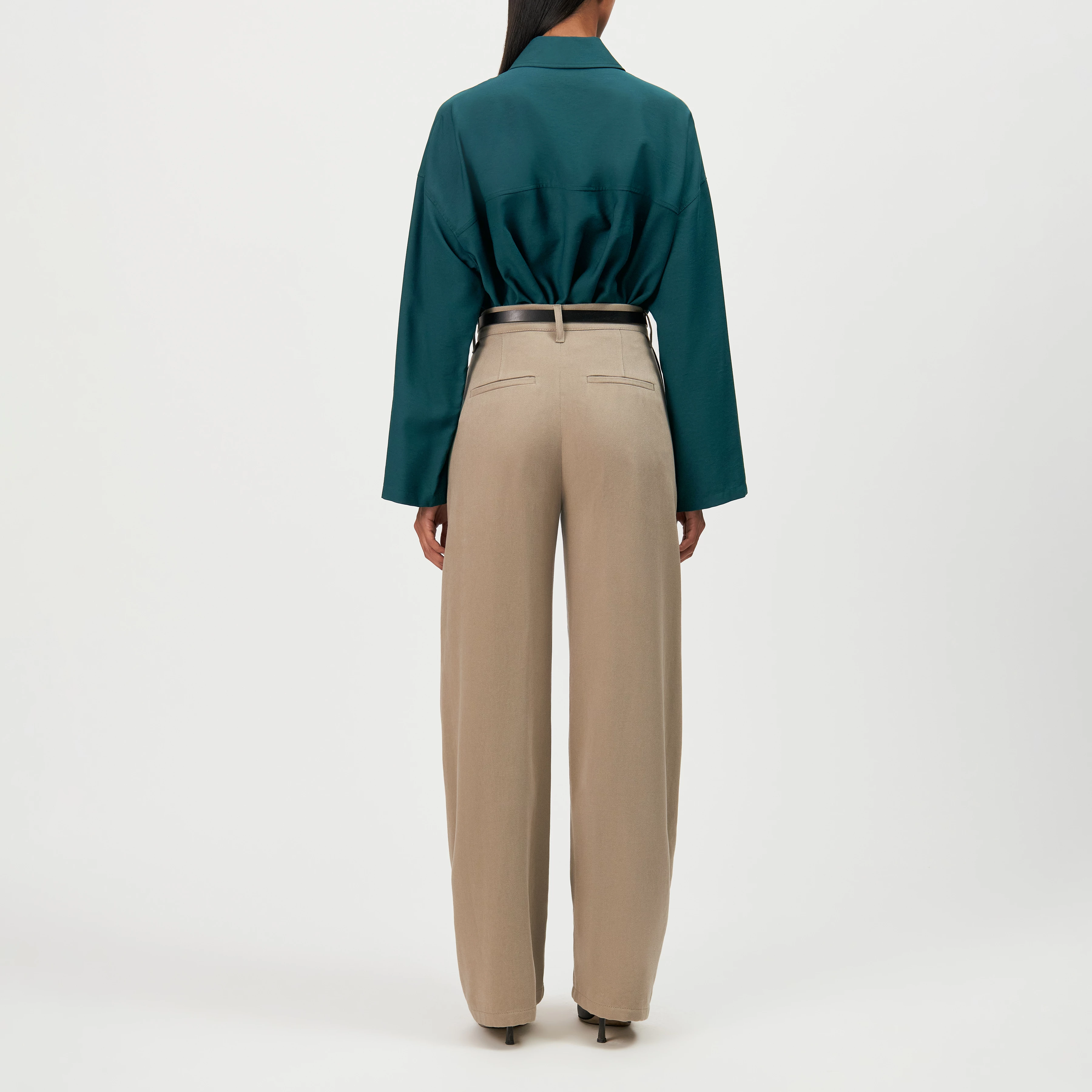 RECEIVE - Pantalon ample coupe décontractée - women - beige - Rückansicht
