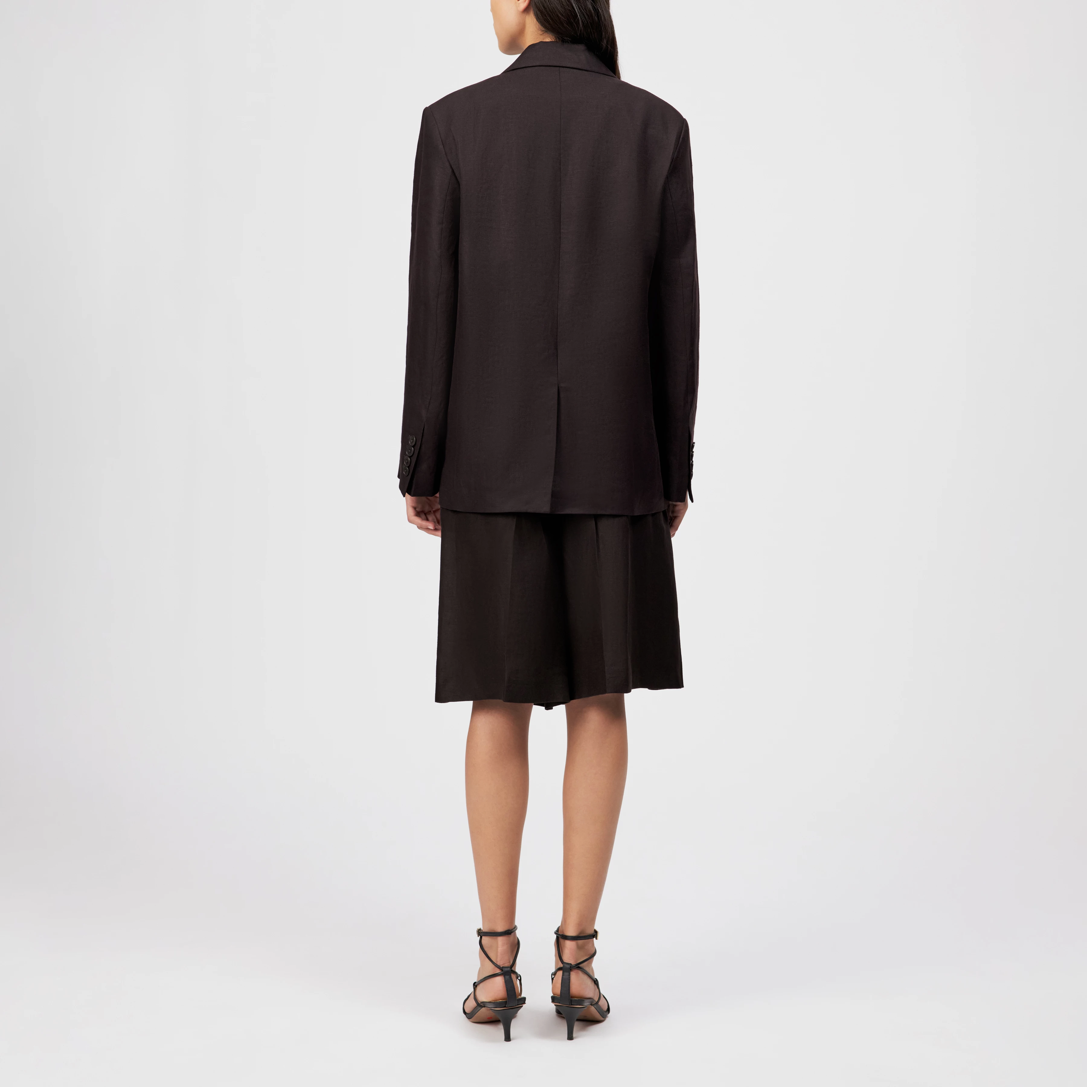 MOWTIE - Lässiger Einreiher-Blazer in reinem Leinen - Damen - braun - Rückansicht