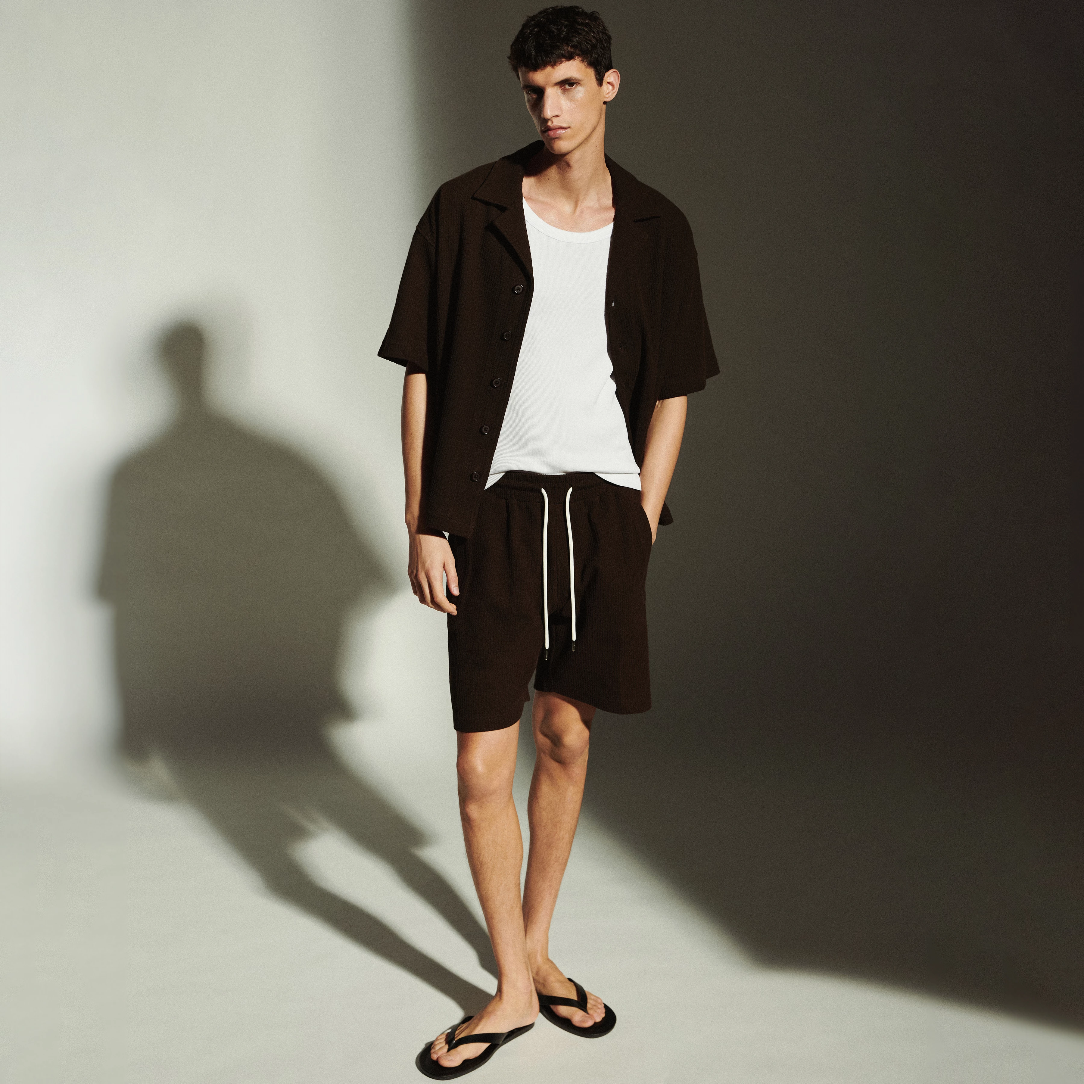 BRIKKO - Casual shorts in pure cotton - men - brown
