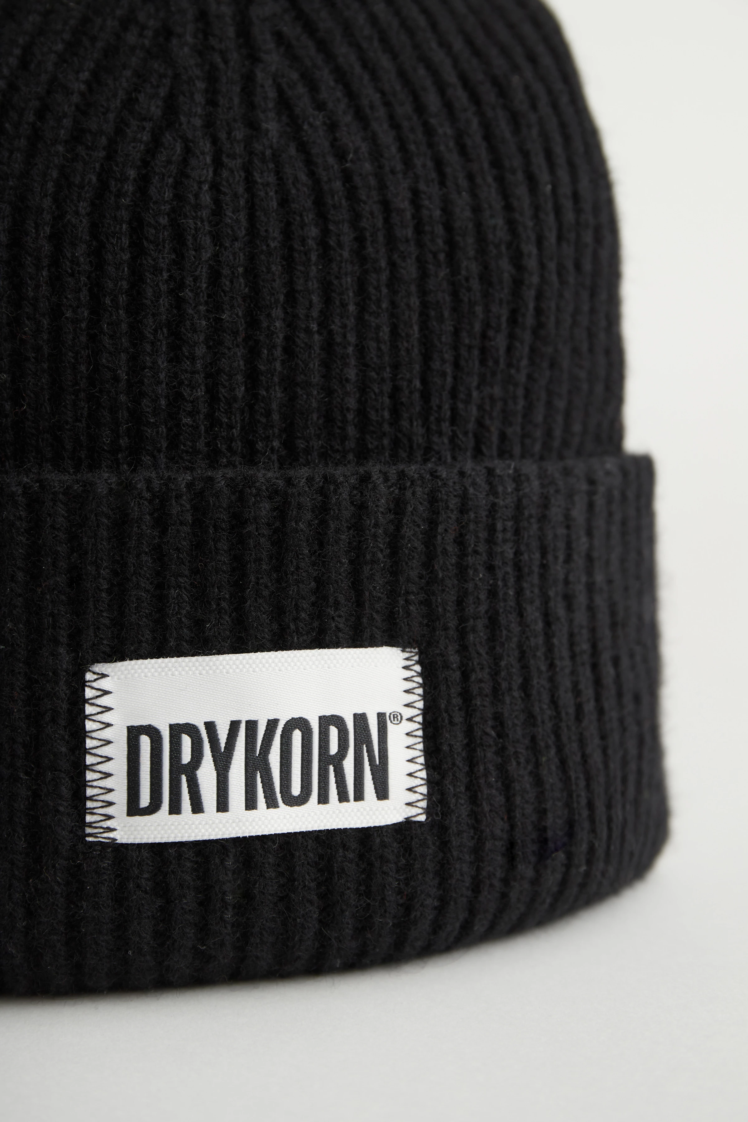 LOAH - Beanie aus reinem Cashmere - Unisex - schwarz - Freisteller Rückansicht