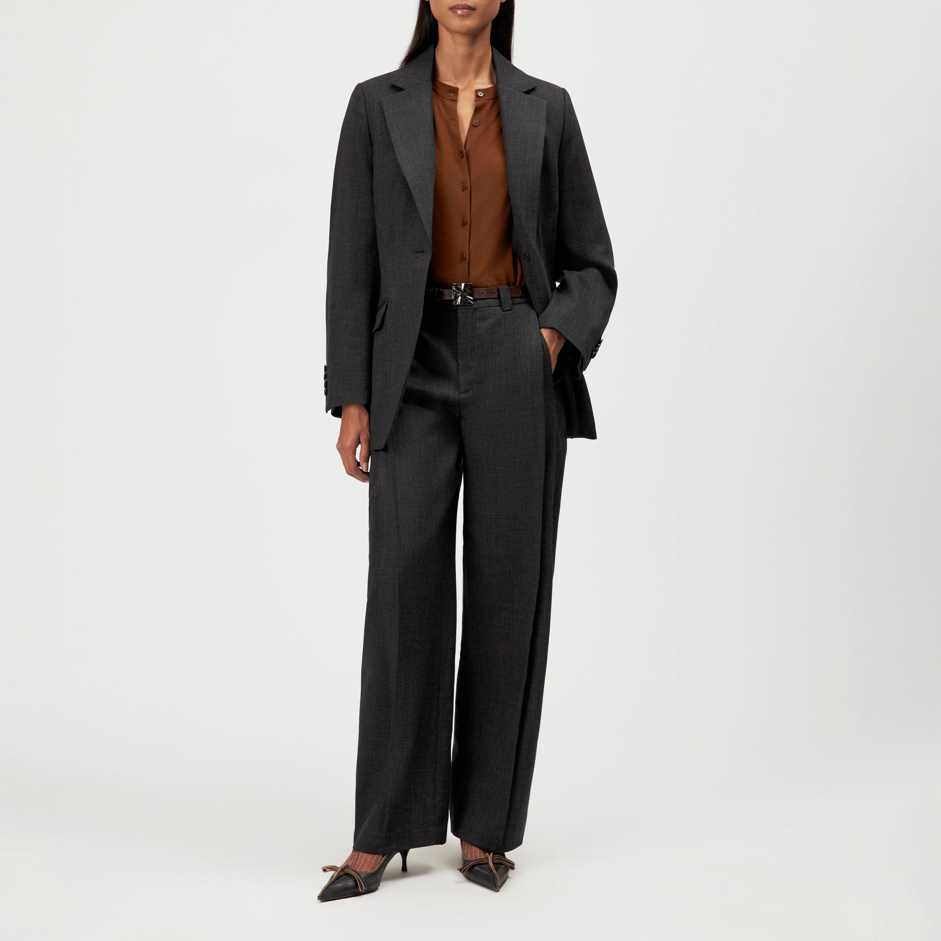 LINLEY - Long, slim-fit, single-button blazer - women - grey - Ganzkörper-Frontansicht
