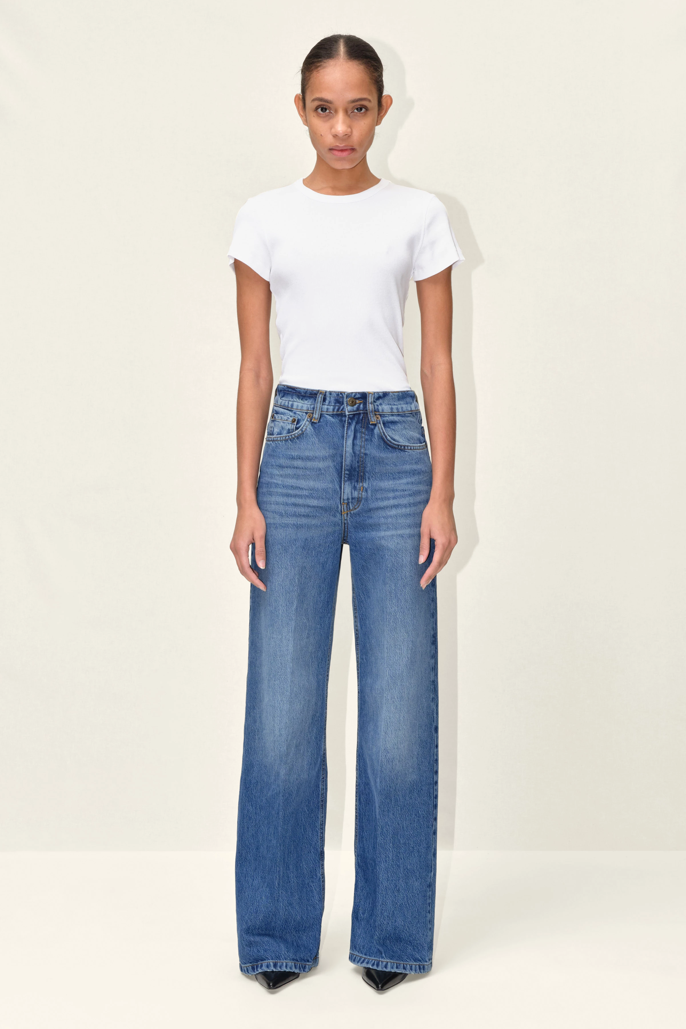 CAUSE - Jeans mit weitem Bein - Damen - blau - Ganzkörper-Frontansicht