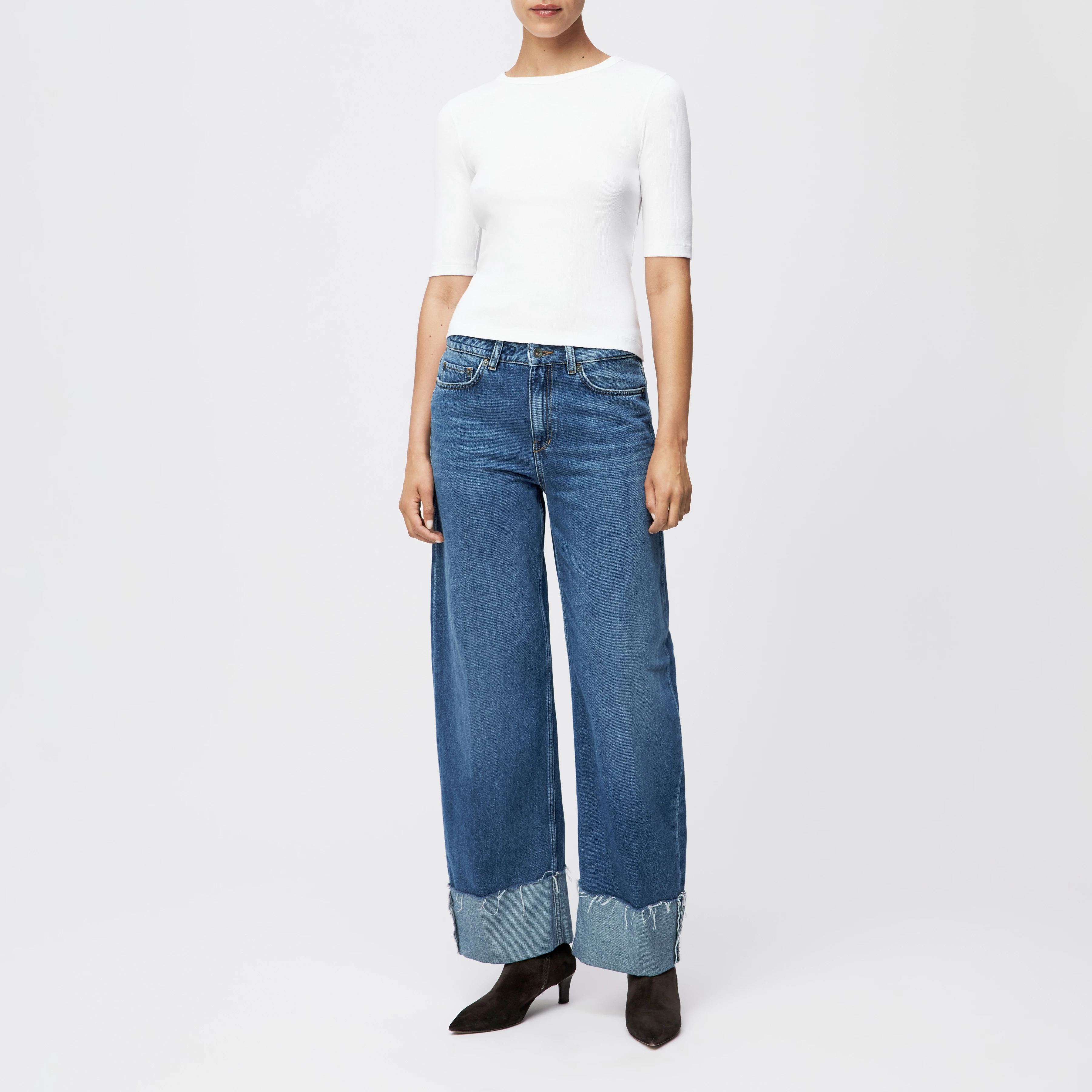 SELAY - Schmales Oberteil in Baumwoll-Rippe - Damen - weiß - Ganzkörper-Frontansicht