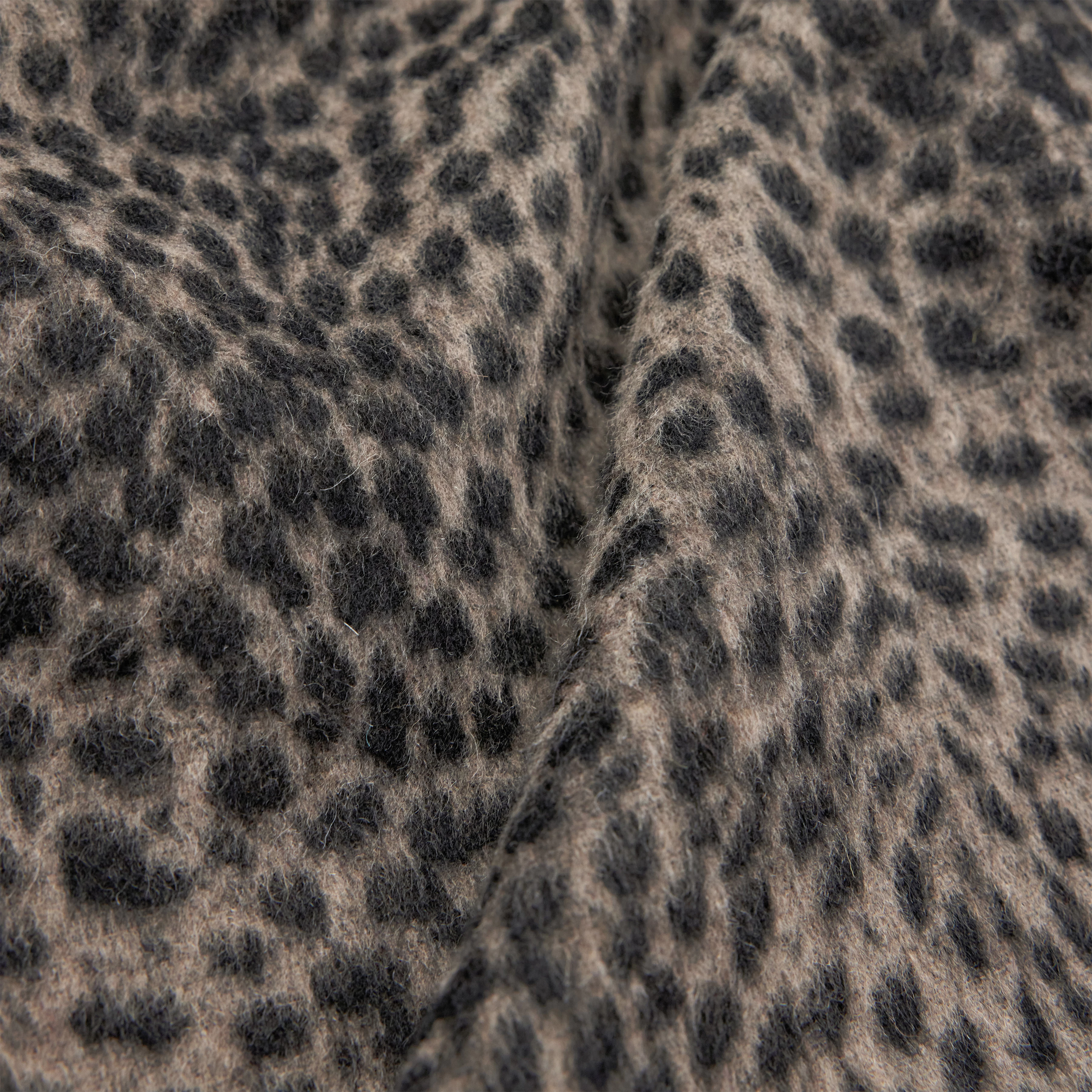 RIKKA_2 - Jacke in Animalmuster - Herren - braun - Materialbild (B2C)