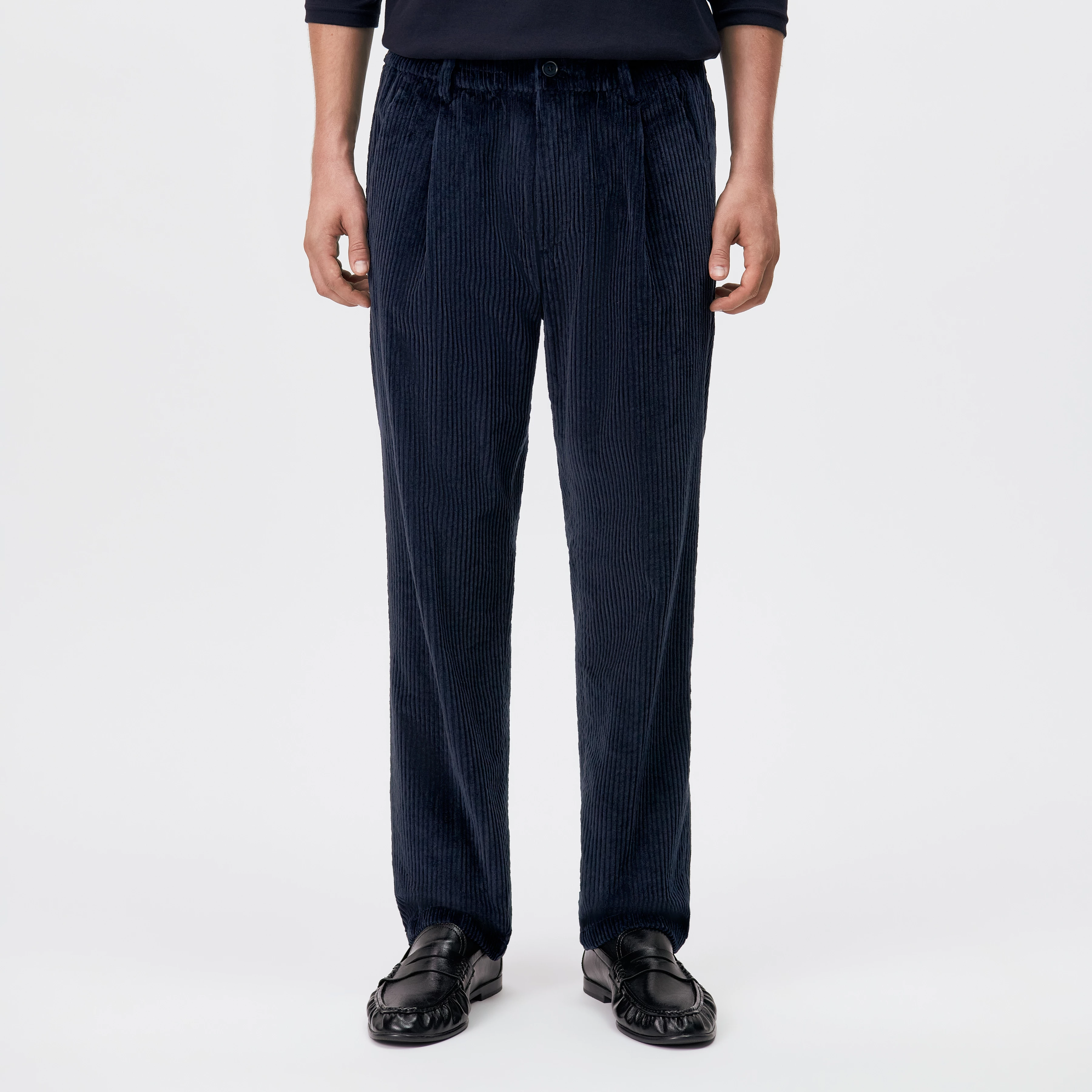 CHASY_RGLR - Casual Hose mit Bundfalte in Jumbo Cord - Herren - blau - Frontansicht
