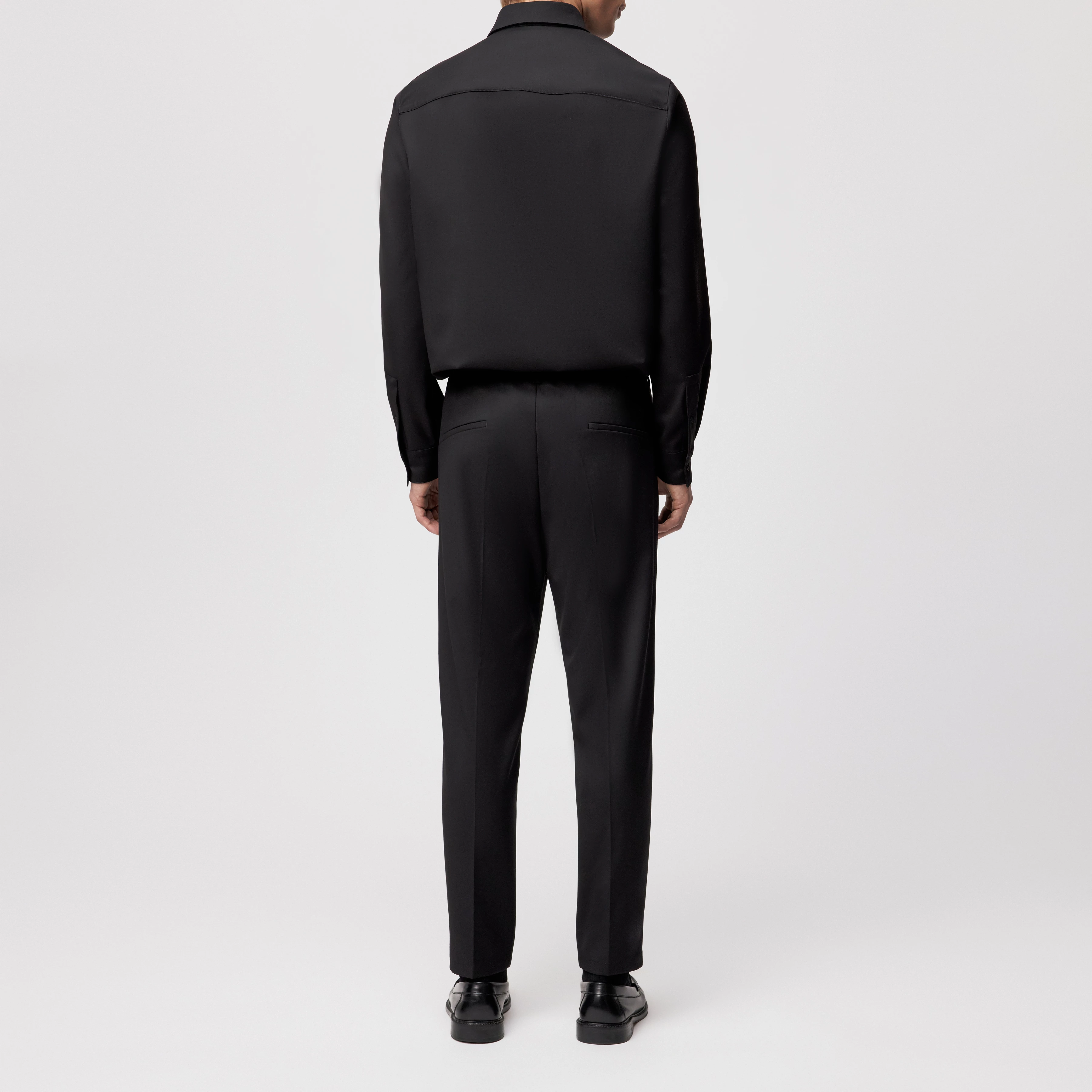 CHASY - Casual Hose mit Bundfalte in softem Flanell - Herren - schwarz - Rückansicht