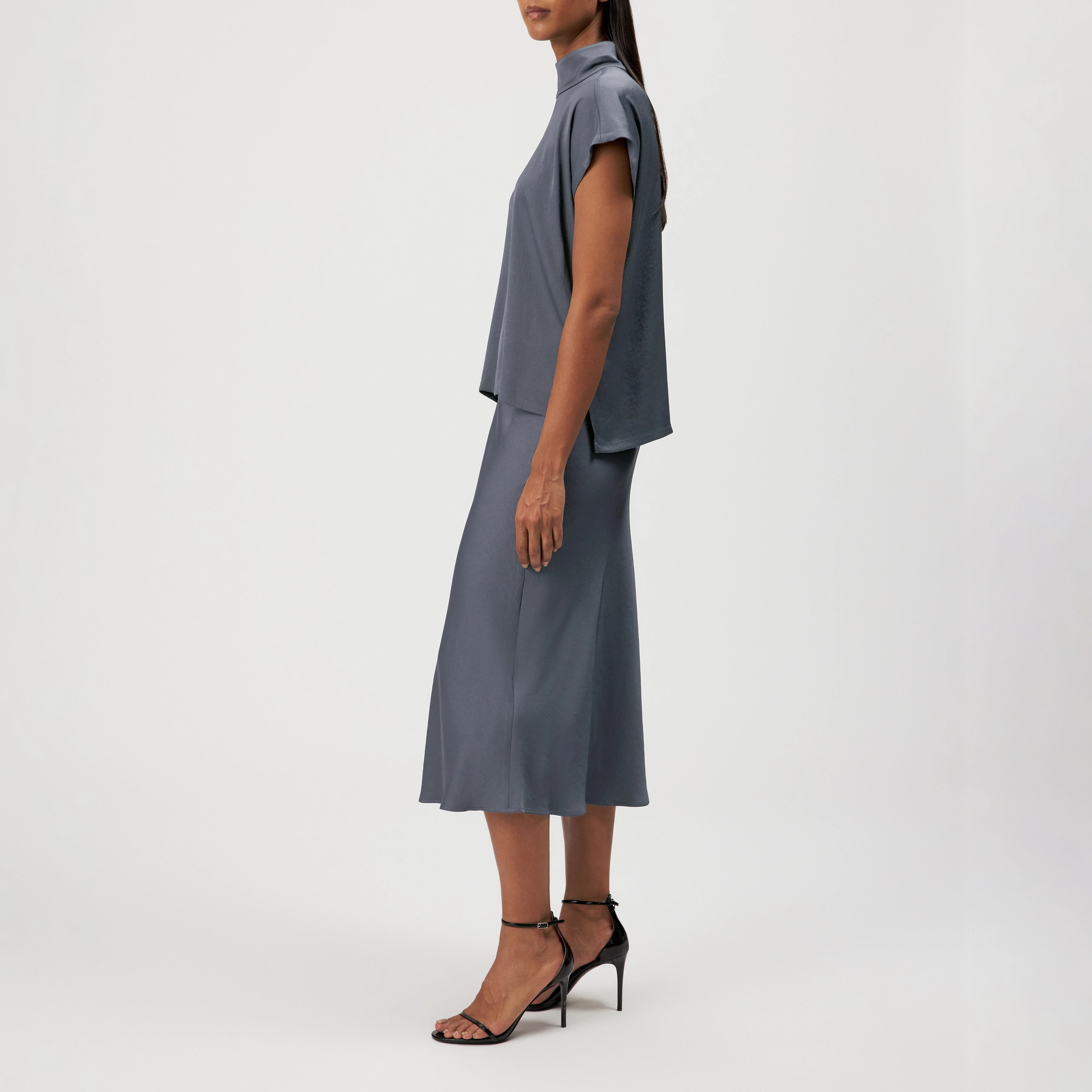 ALARIA_1 - Shirt blouse with stand-up collar in satin - women - grey - Seitenansicht