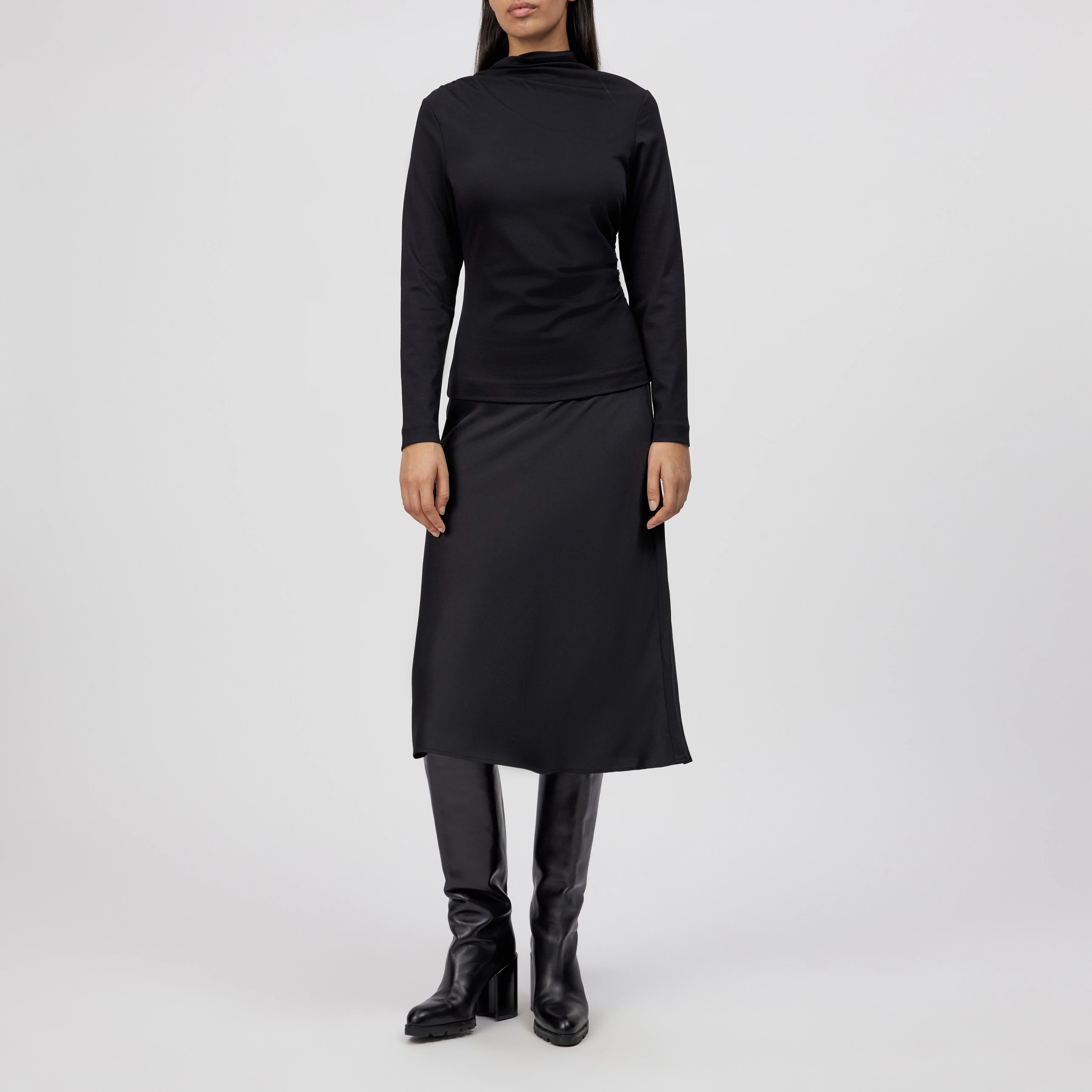 TIRY - Longsleeve in Lyocell-Mix - Damen - schwarz - Ganzkörper-Frontansicht