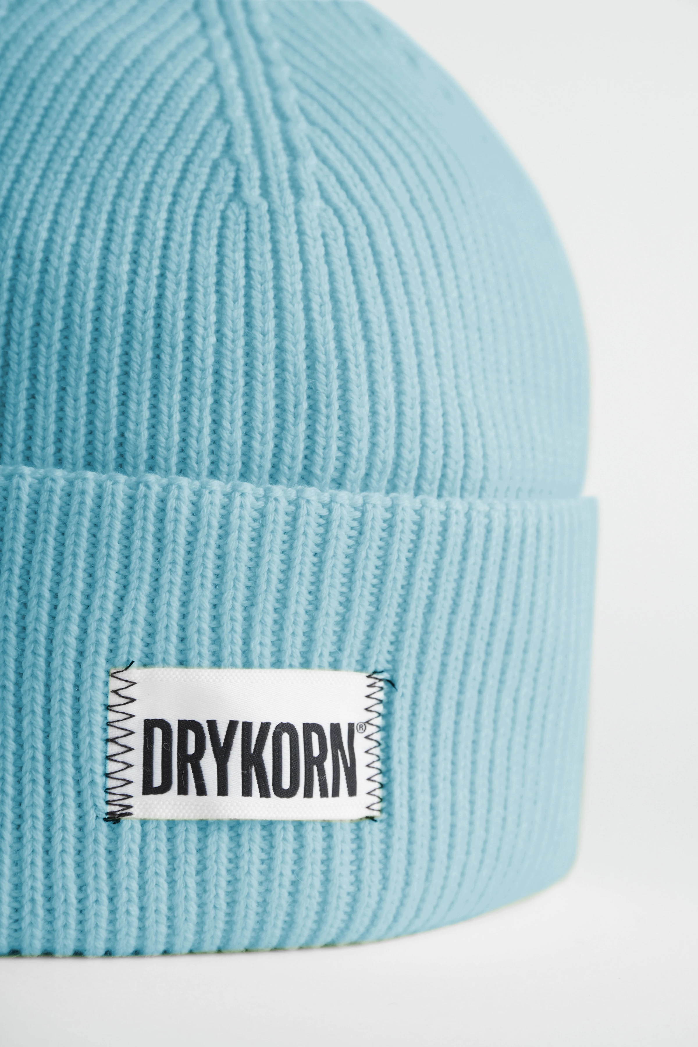 LOAH - Knitted beanie made of cotton blend - unisex - blue - Freisteller Detailansicht