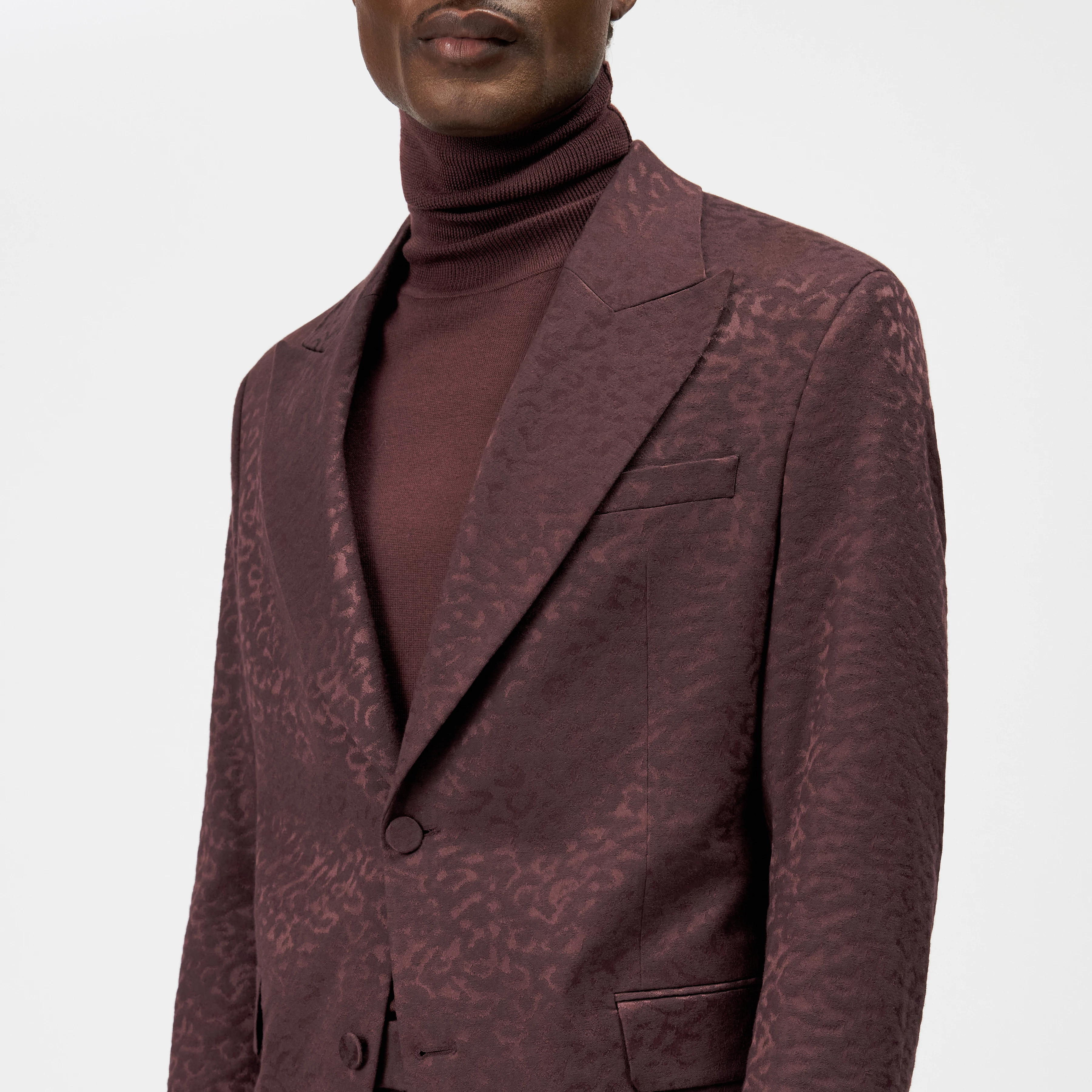 JACATO - Dinner jacket in leopard jacquard - men - red - Detailansicht am Model