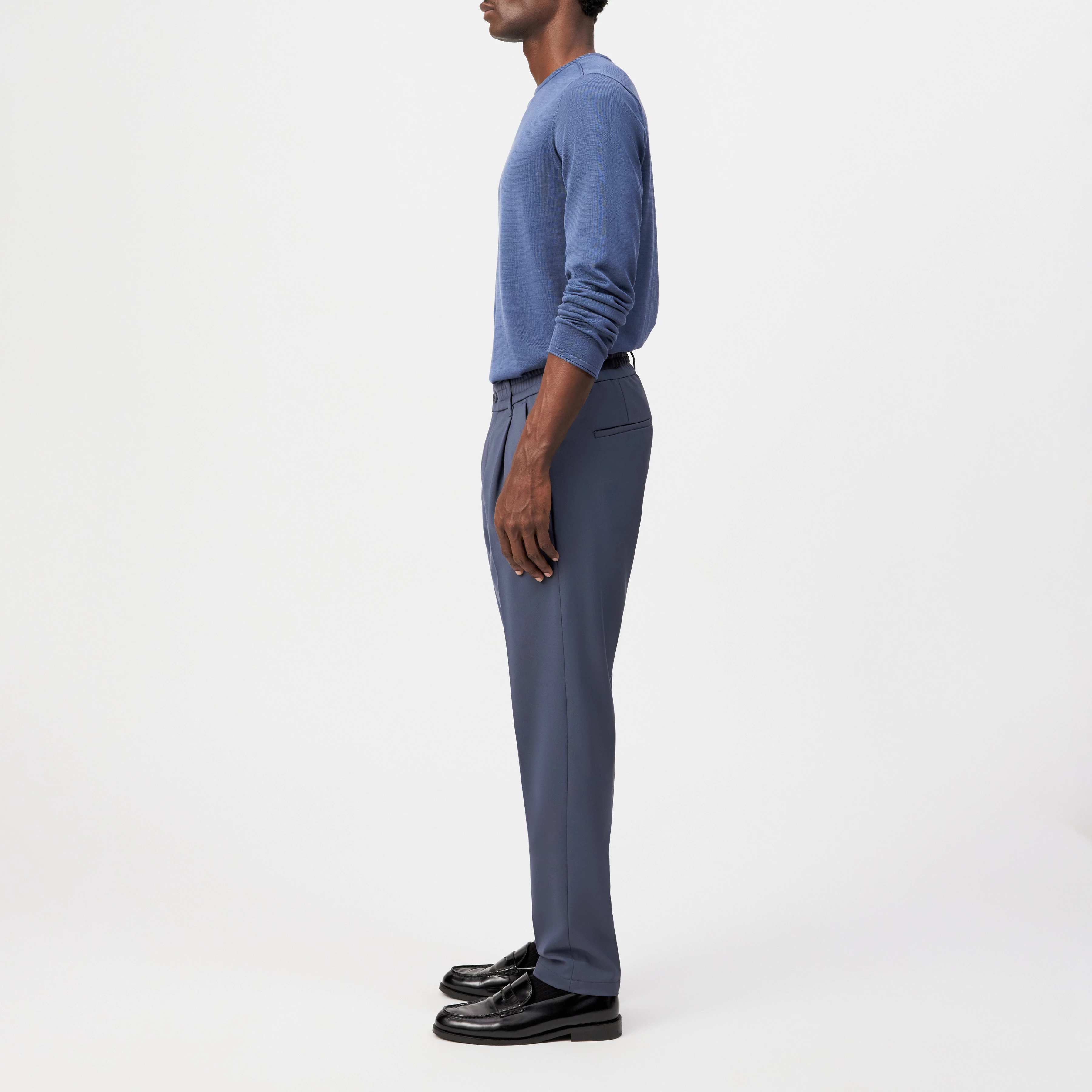 CHASY - Casual trousers with pleats in technical viscose blend - men - blue - Seitenansicht