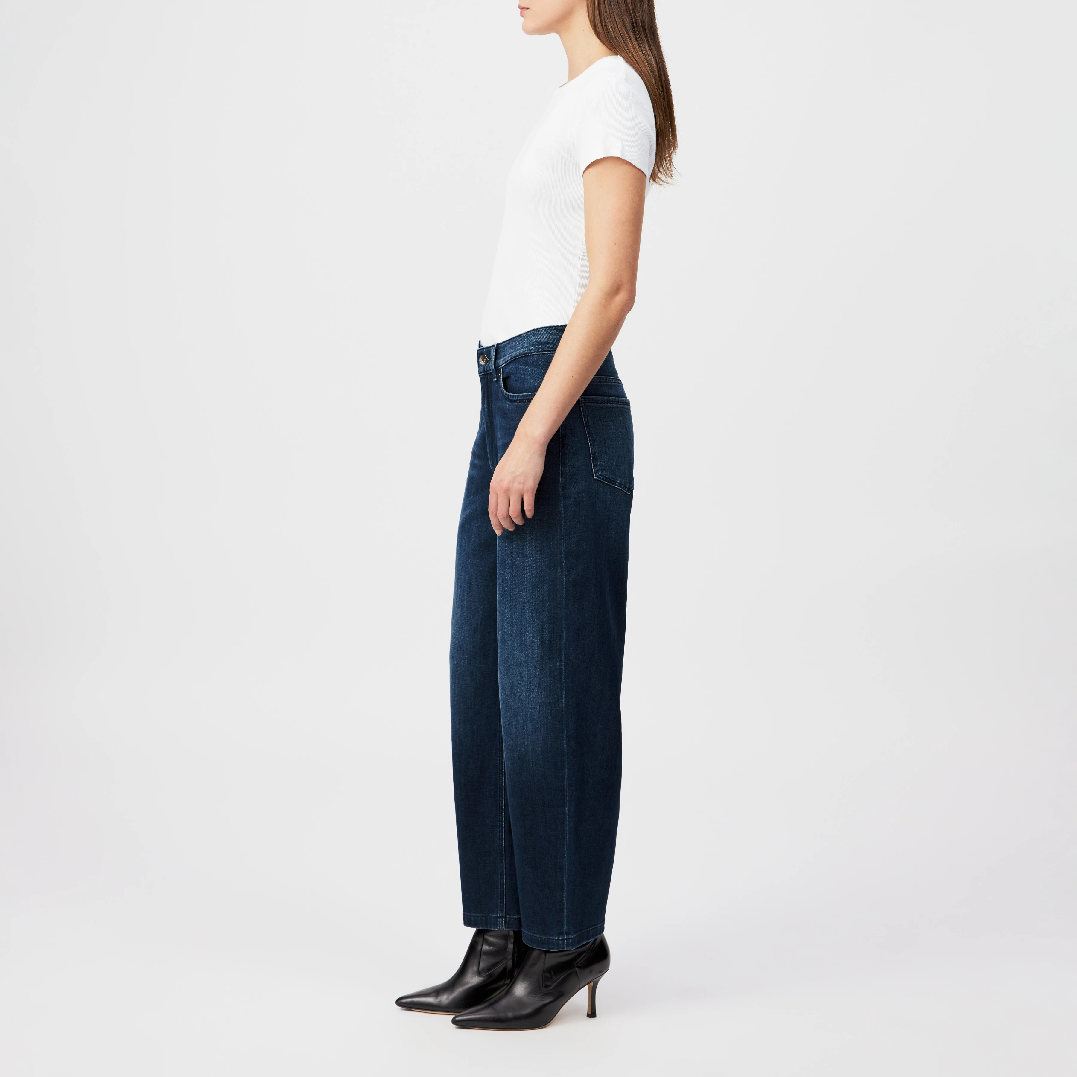 FLOWN - Low-waist jeans in mid-blue denim - women - blue - Seitenansicht