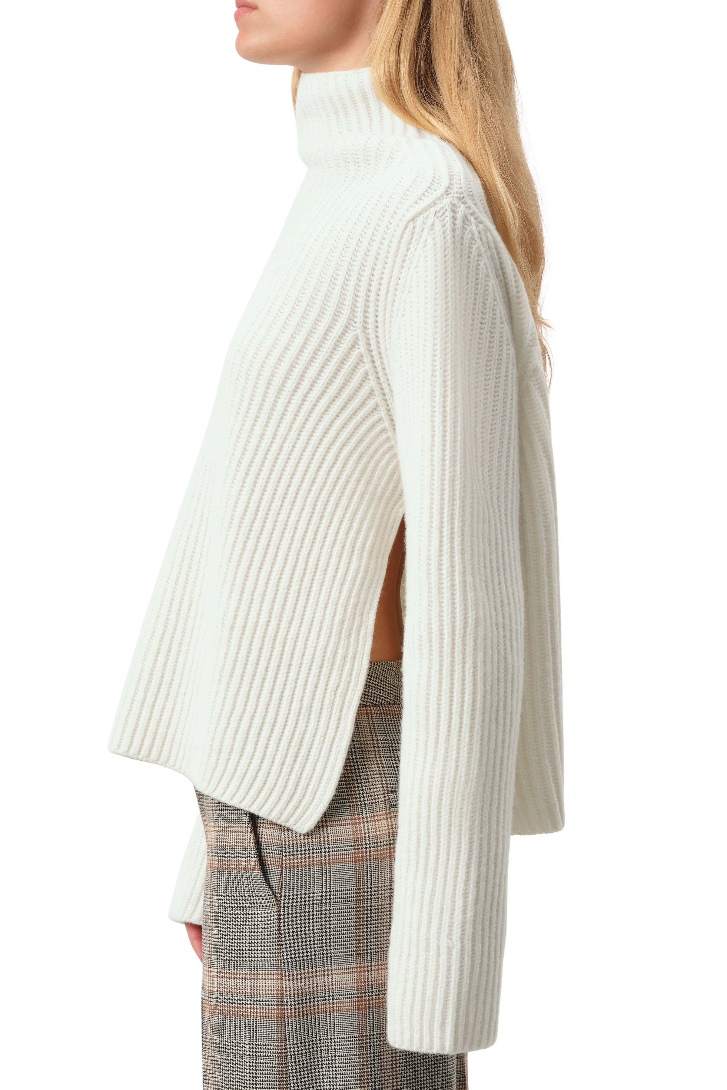 VARISA_2 - Rollkragenpullover in Schurwolle - Damen - beige - Ganzkörper-Frontansicht