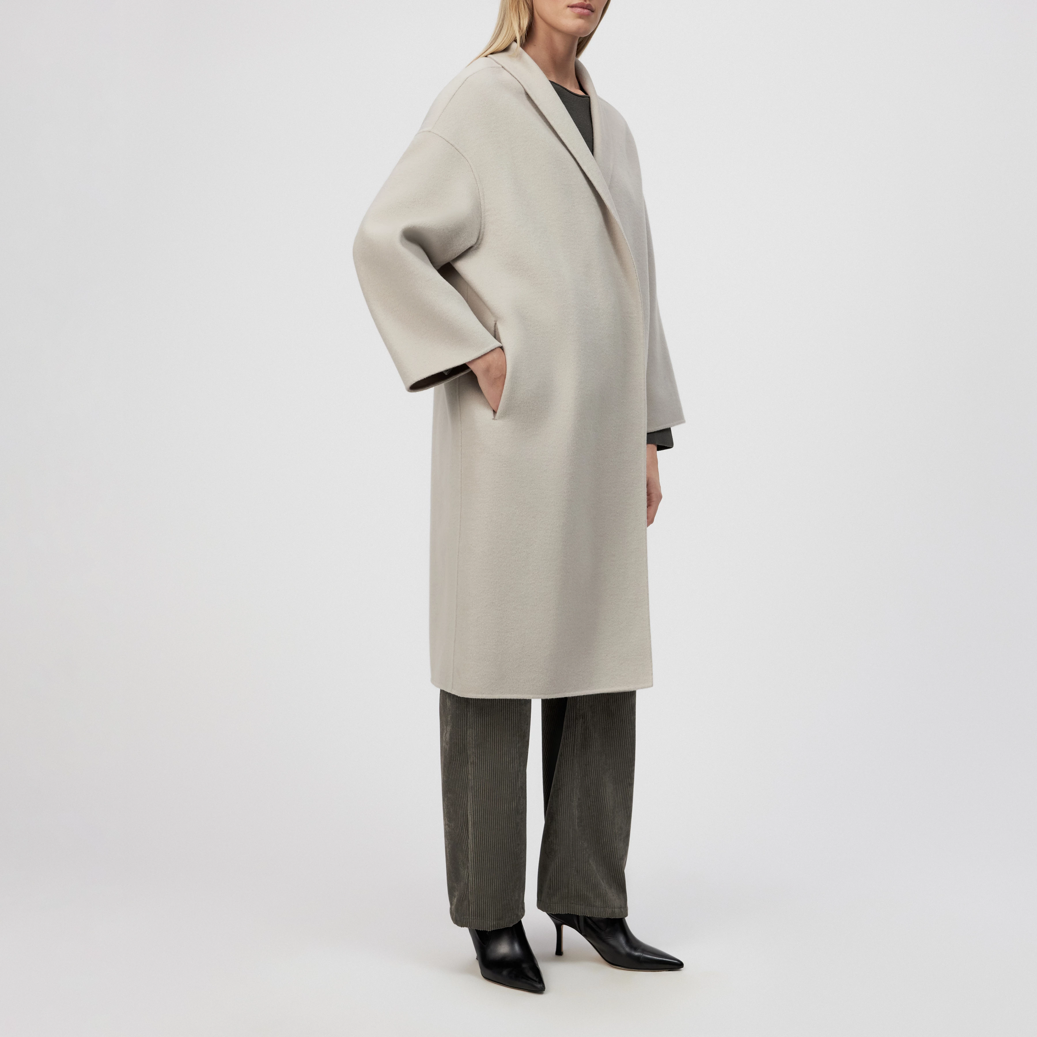 BAUPREY - Double-faced coat - women - beige - Ganzkörper-Frontansicht