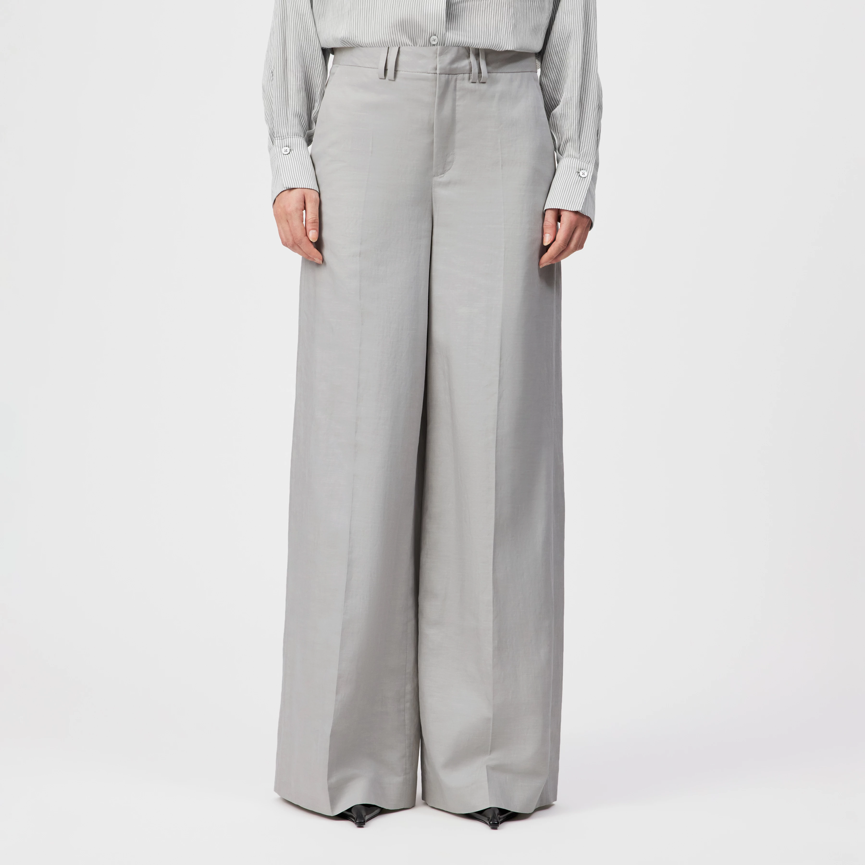 AQUITE - Linen-blend Marlene trousers - women - grey - Frontansicht