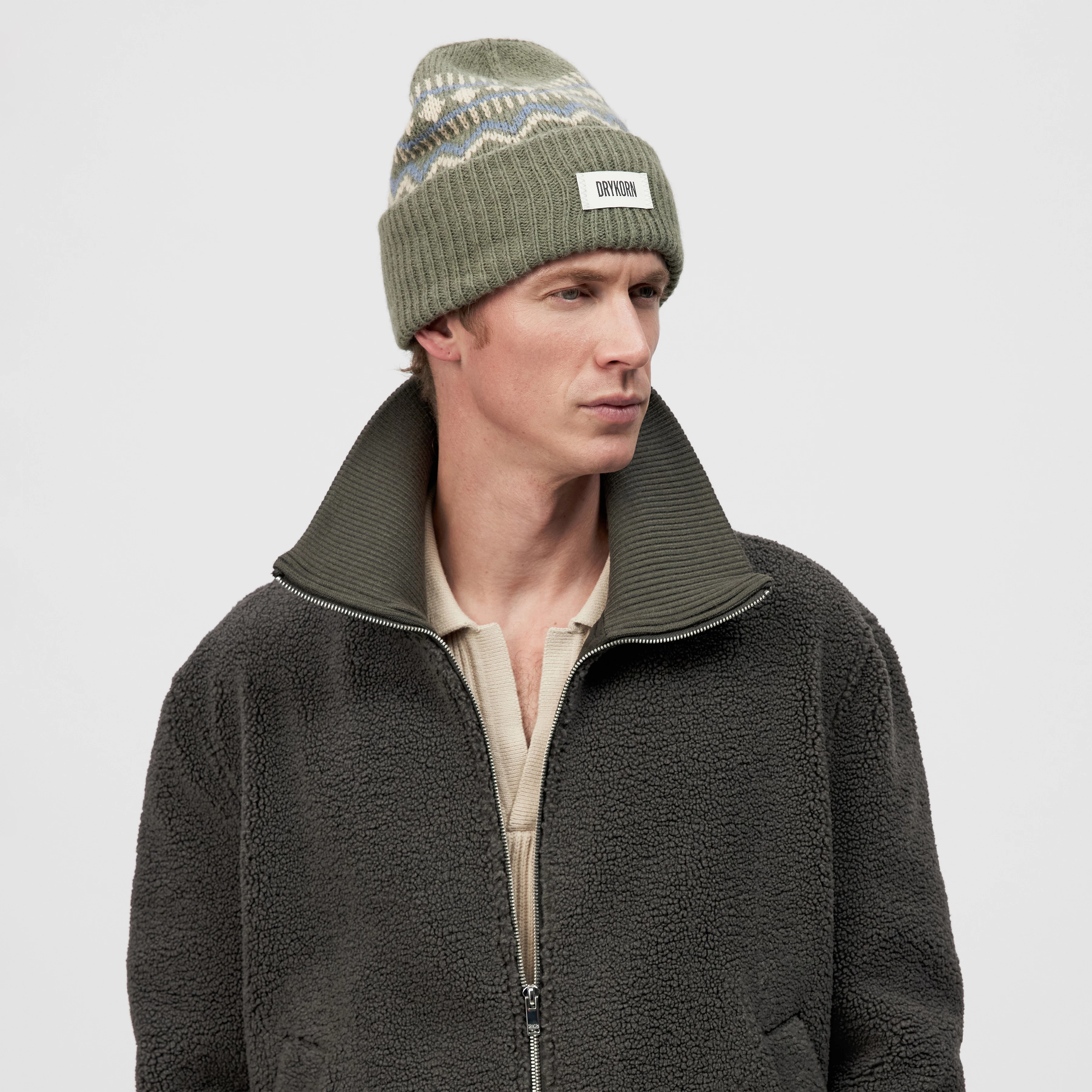 LOAH - Beanie in alpaca-wolmix - unisex - groen - Seitenansicht