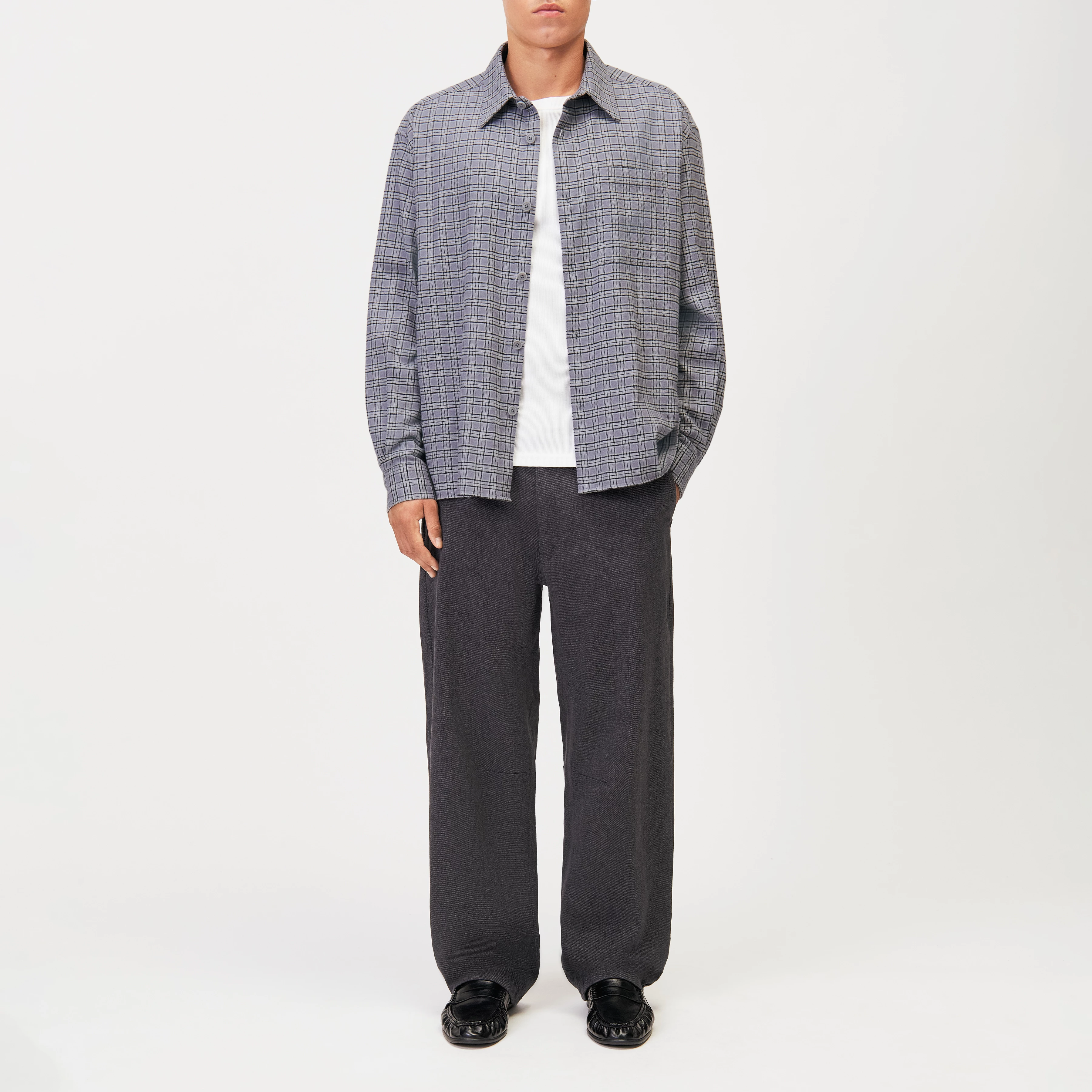 BAUNT - Regular Fit Cotton-blend Shirt - men - grey - Ganzkörper-Frontansicht