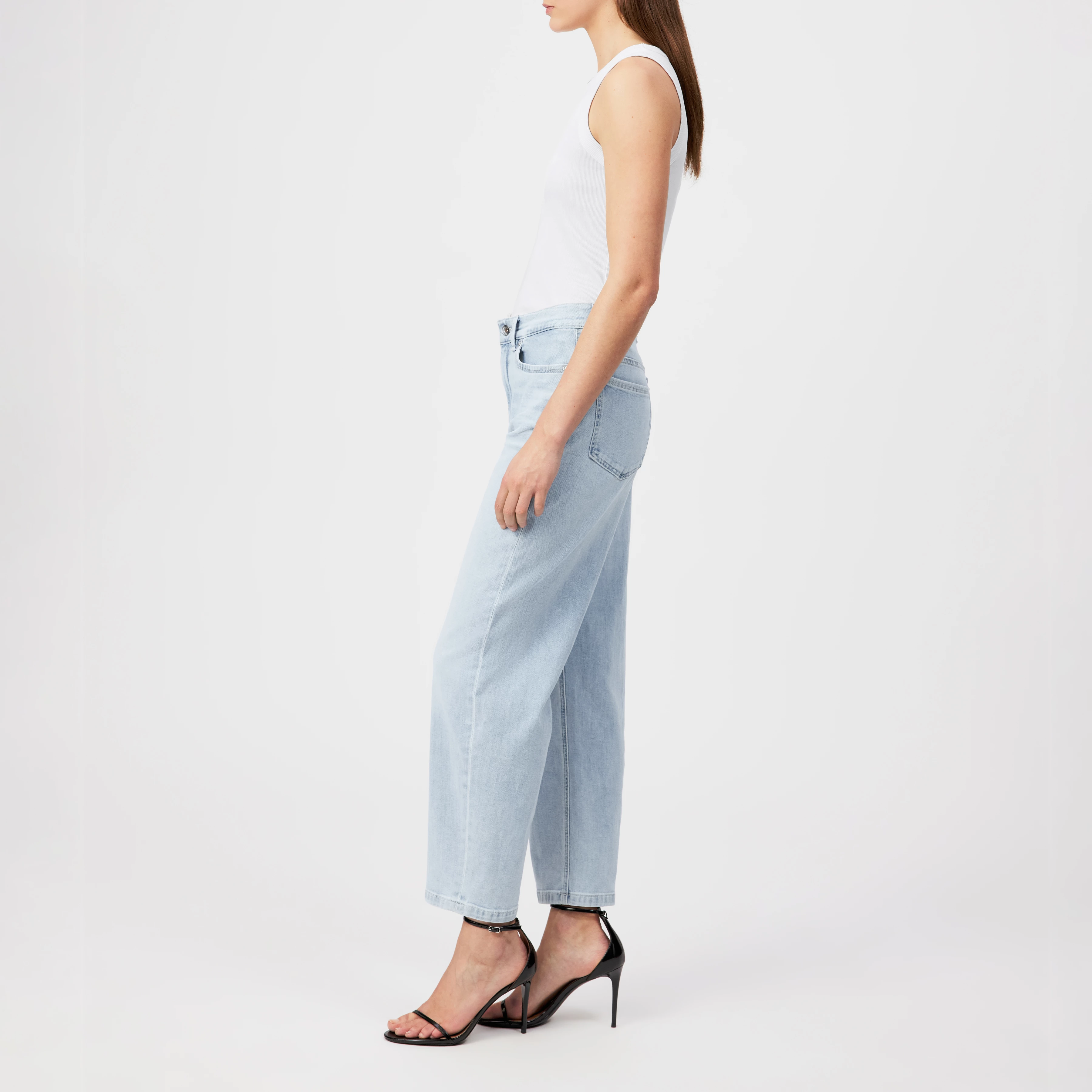 FLOWN - Low-waist jeans in mid-blue denim - women - blue - Seitenansicht