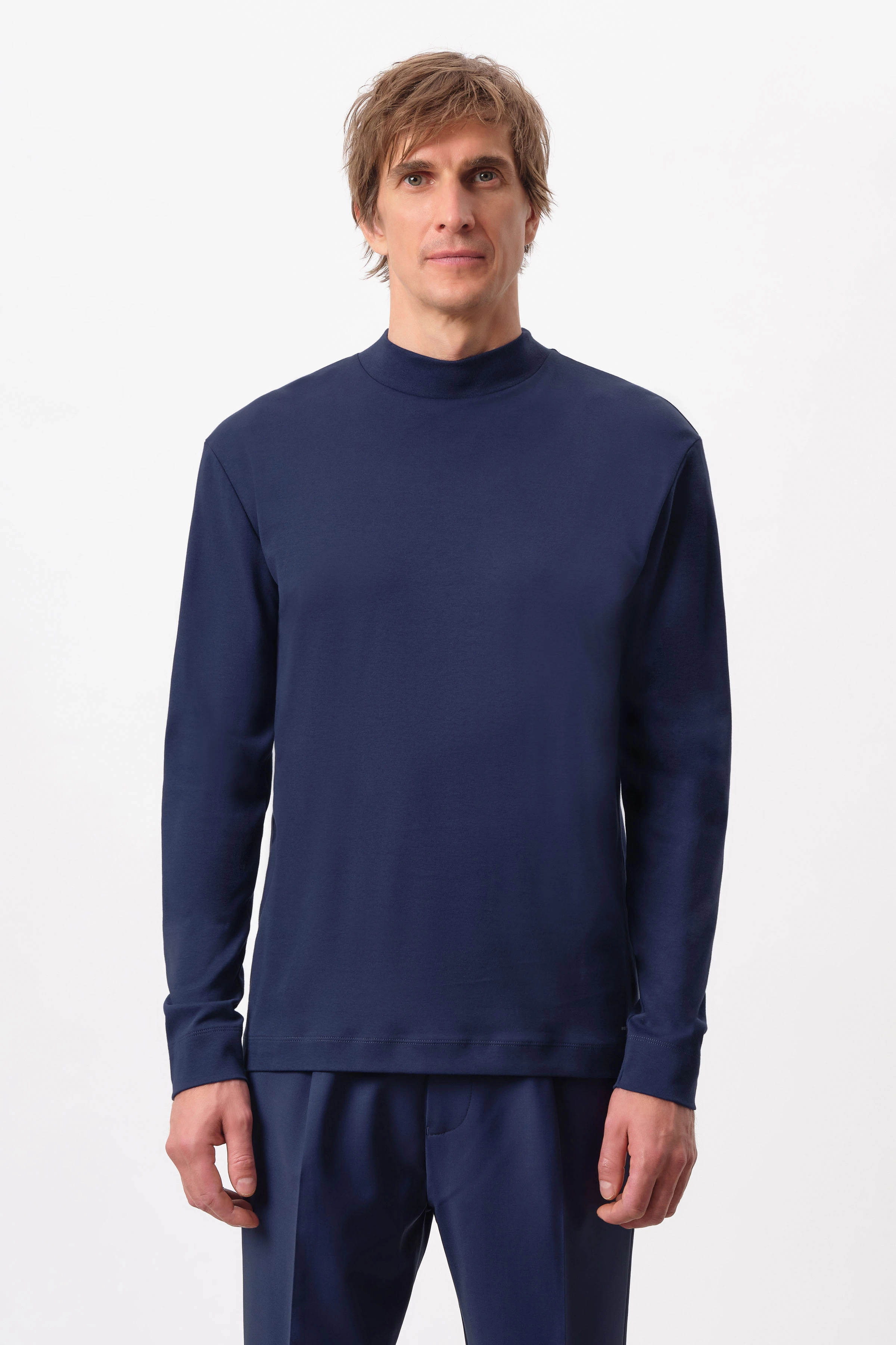 MORITZ - longsleeve with stand-up collar in cotton - men - blue - Frontansicht