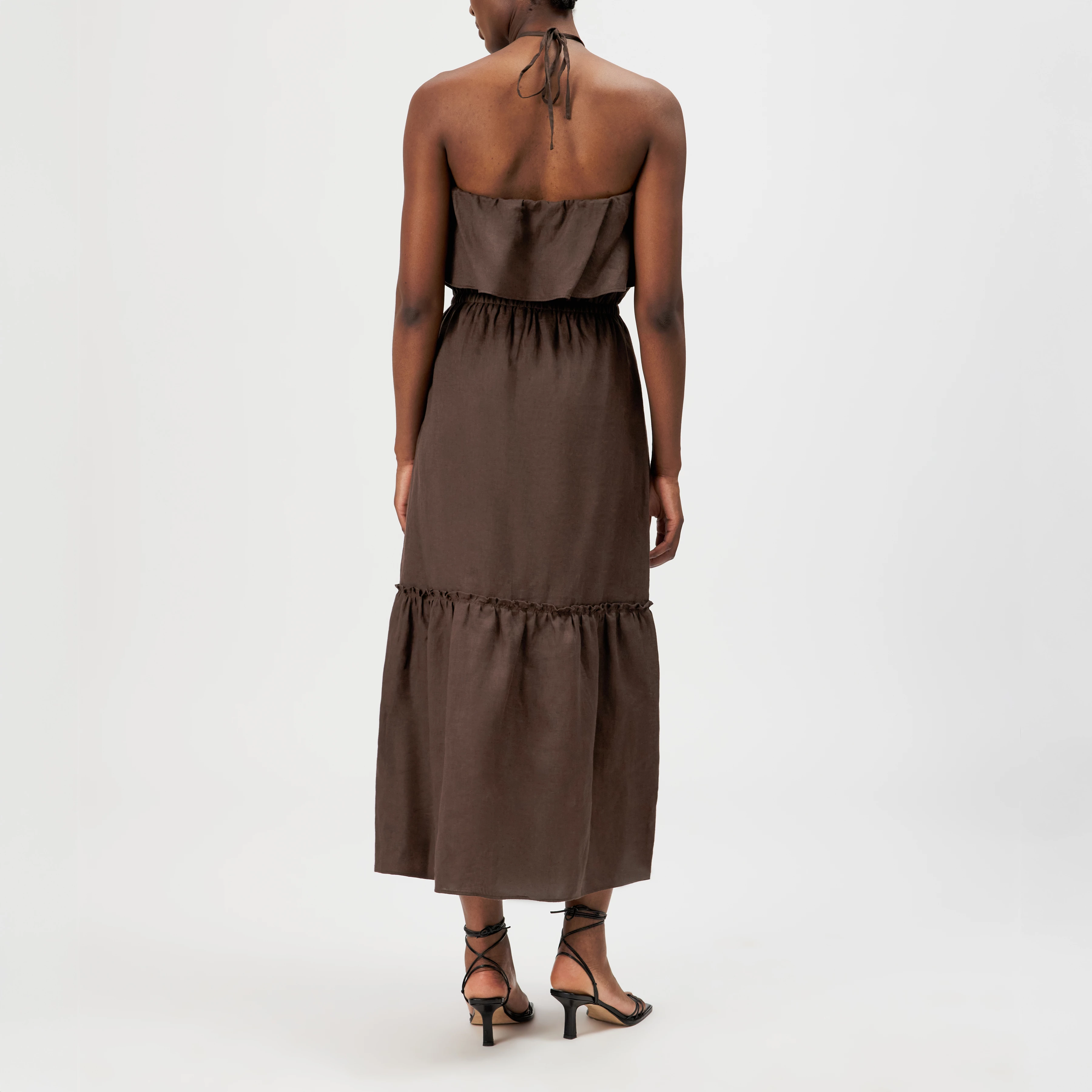 LUMIRA - Bandeau maxi dress with ruffle in pure linen - women - brown - Rückansicht