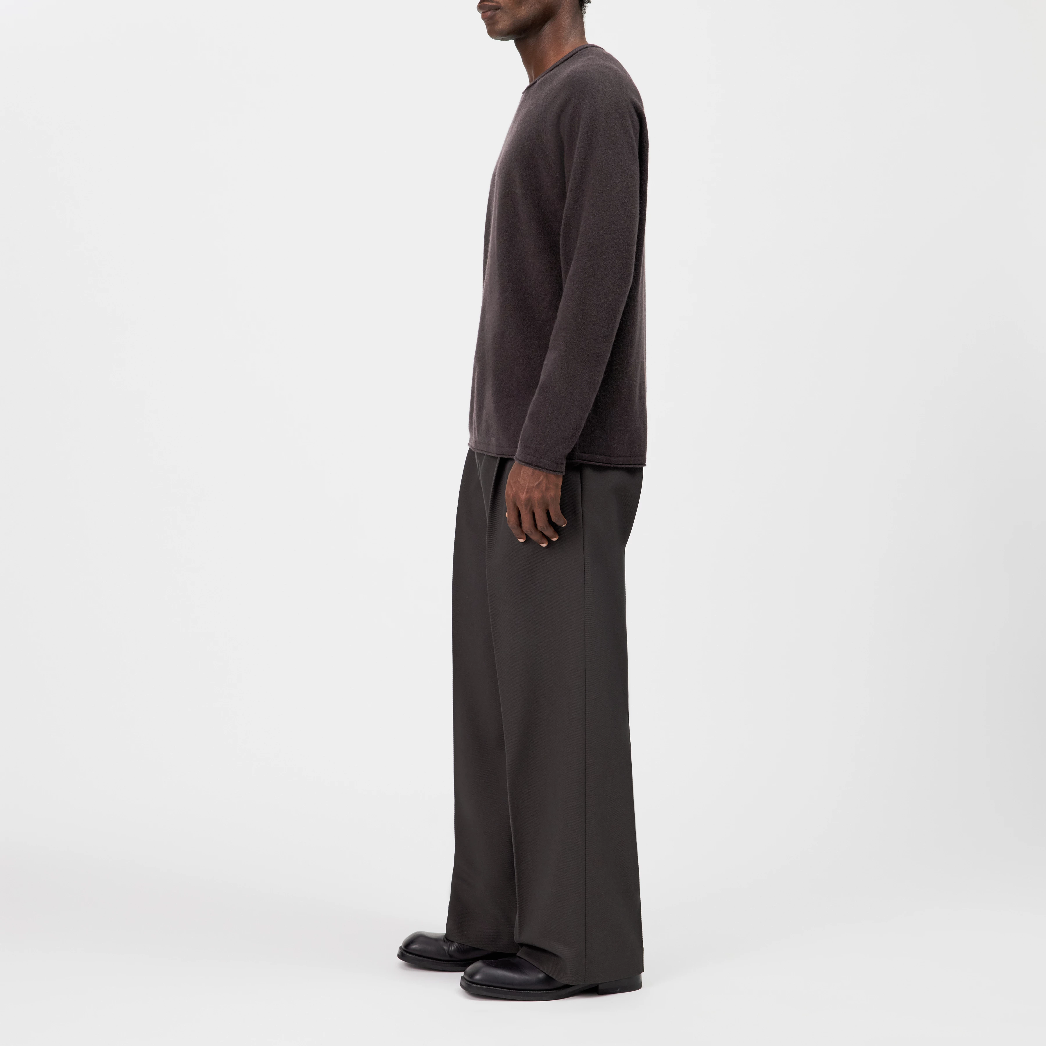 TITZIAN - Long sleeve top in 100% cashmere - men - brown - Seitenansicht