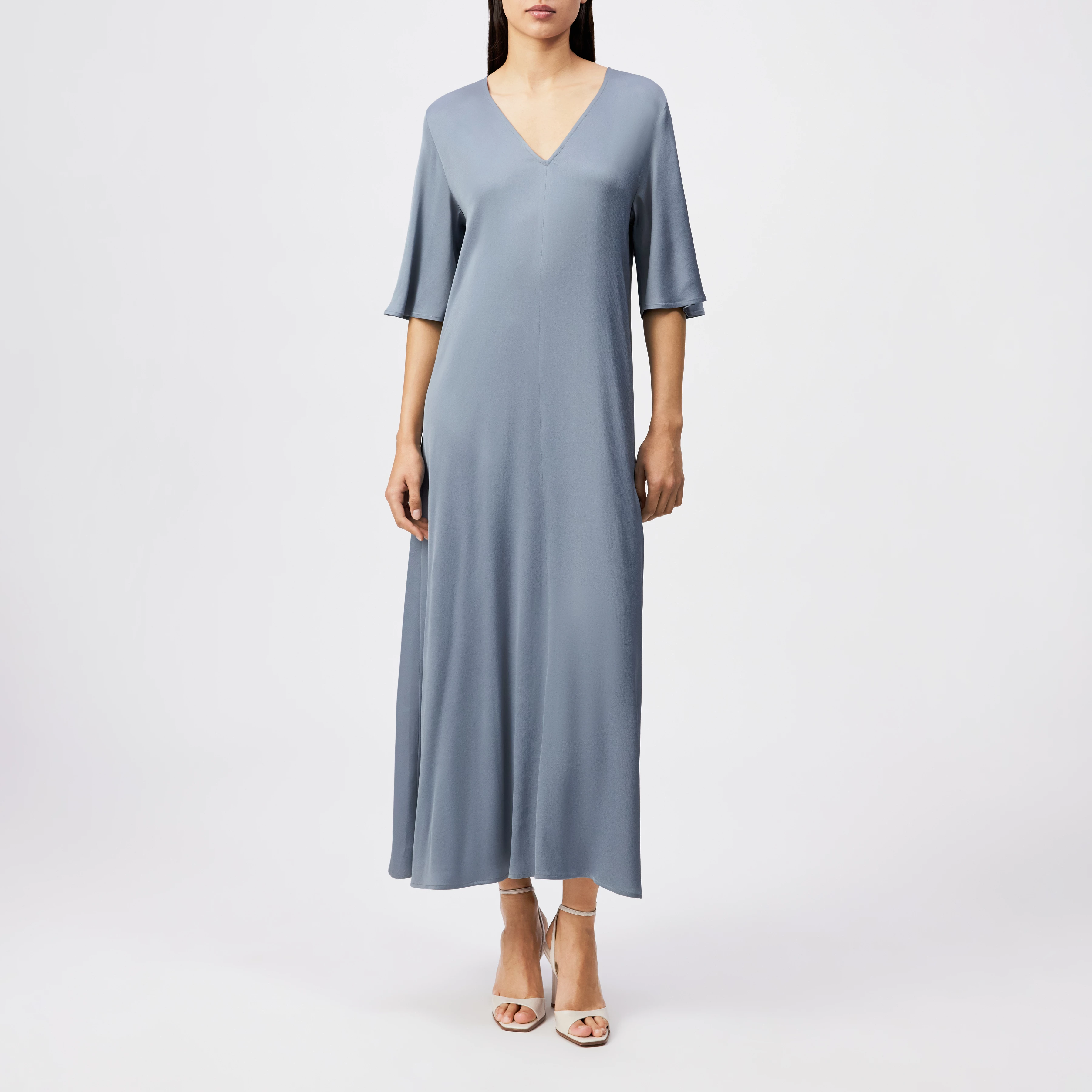 TIVONA - Satin maxi dress with short sleeves - women - blue - Frontansicht