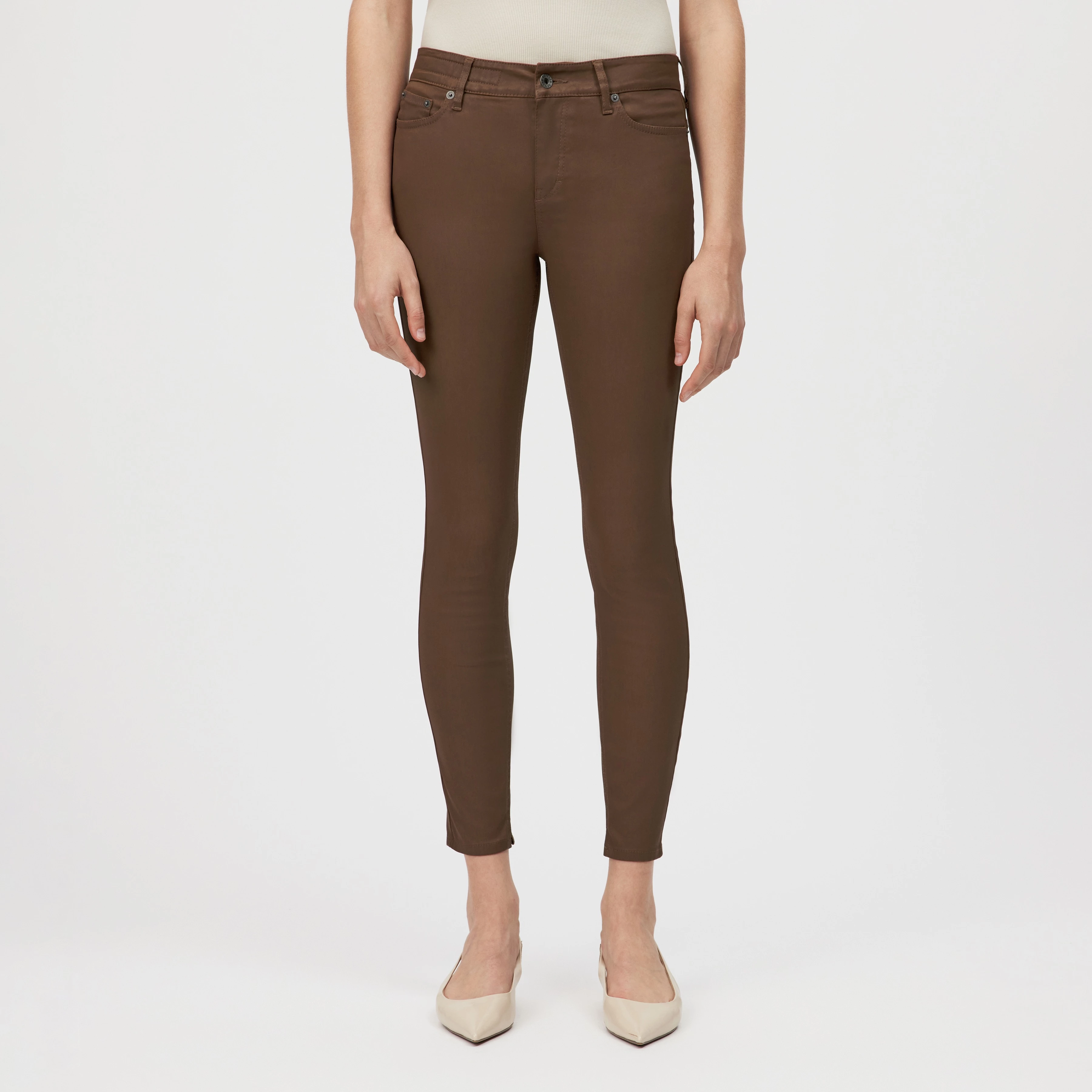 NEED - Low-Waist Skinny Jeans in Lederlook-Optik - Damen - braun - Frontansicht