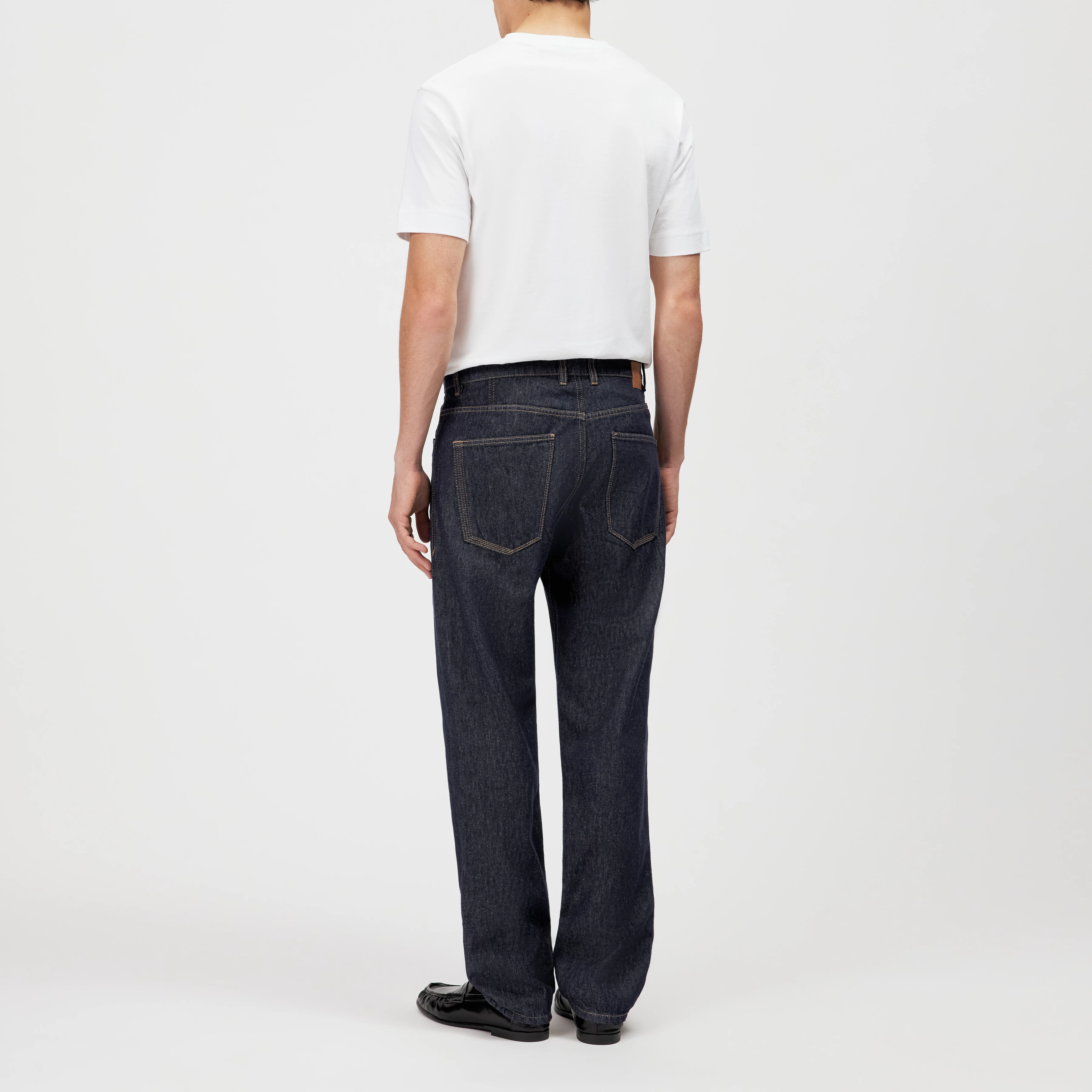 HIGHT_2 - Relaxed fit jeans in raw denim - men - blue - Rückansicht