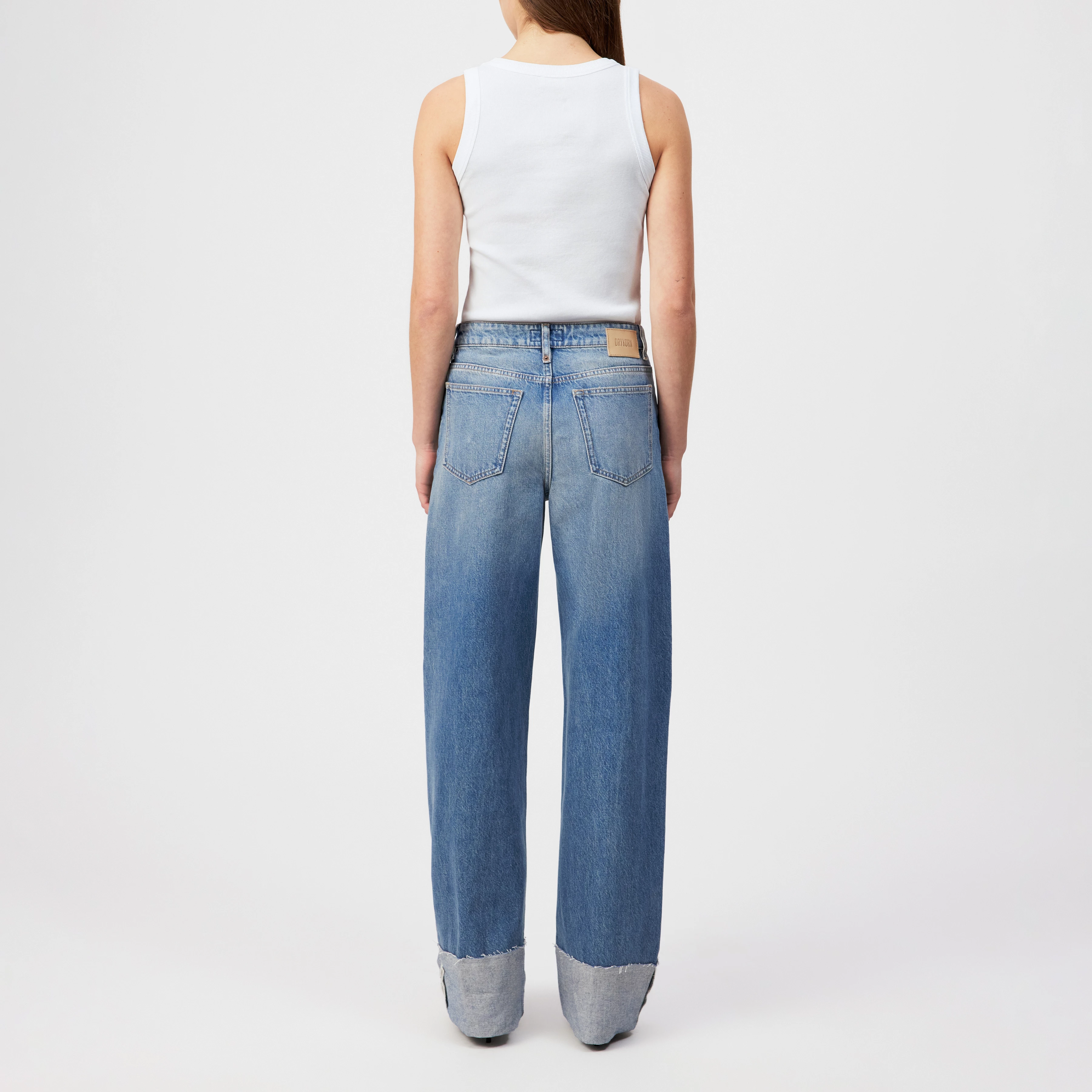 MEDLEY_2 - Mid-rise jeans in pure cotton - women - blue - Rückansicht