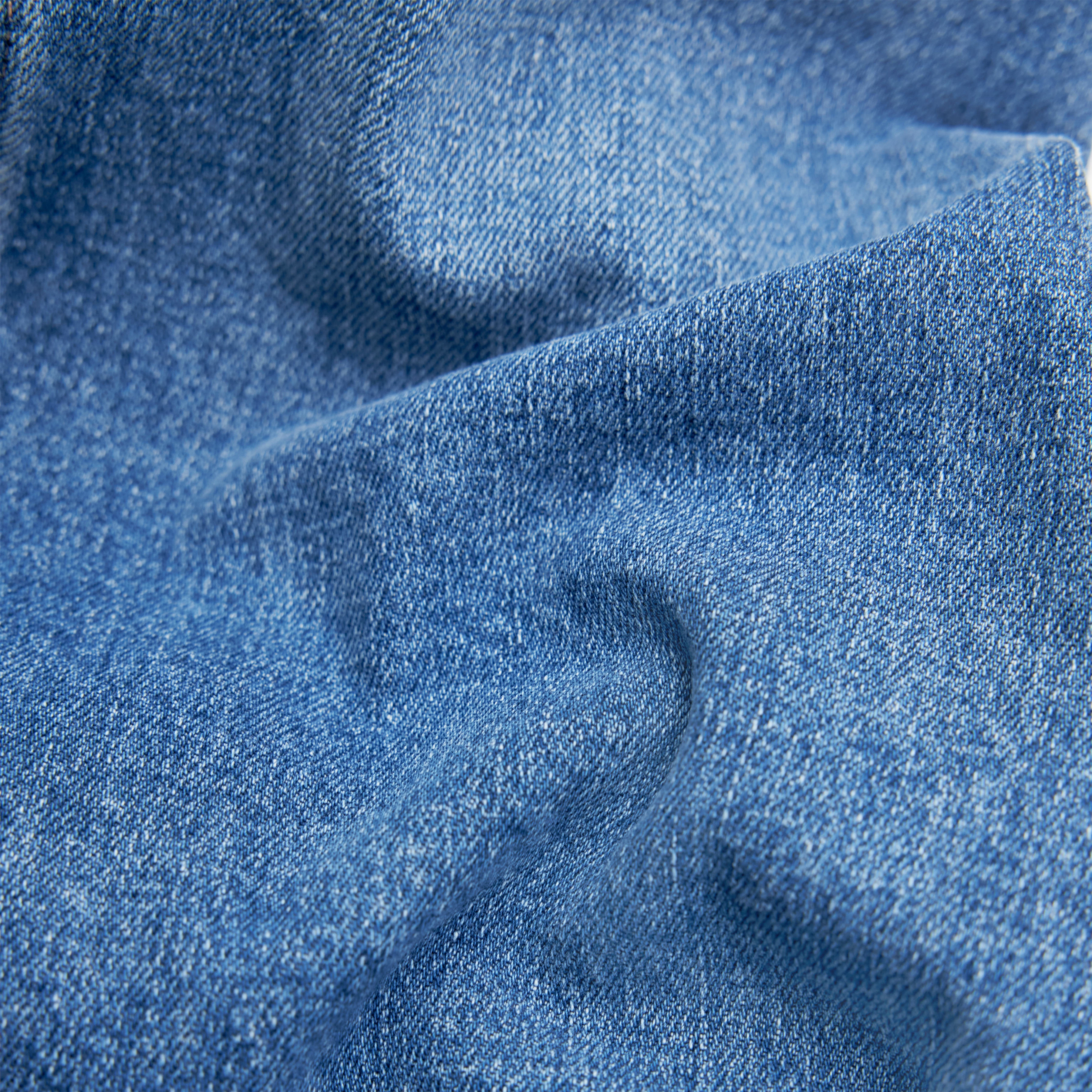 SWORE - 5-Pocket Jeans in Mid-Blue Denim - Damen - blau - Materialbild (B2C)