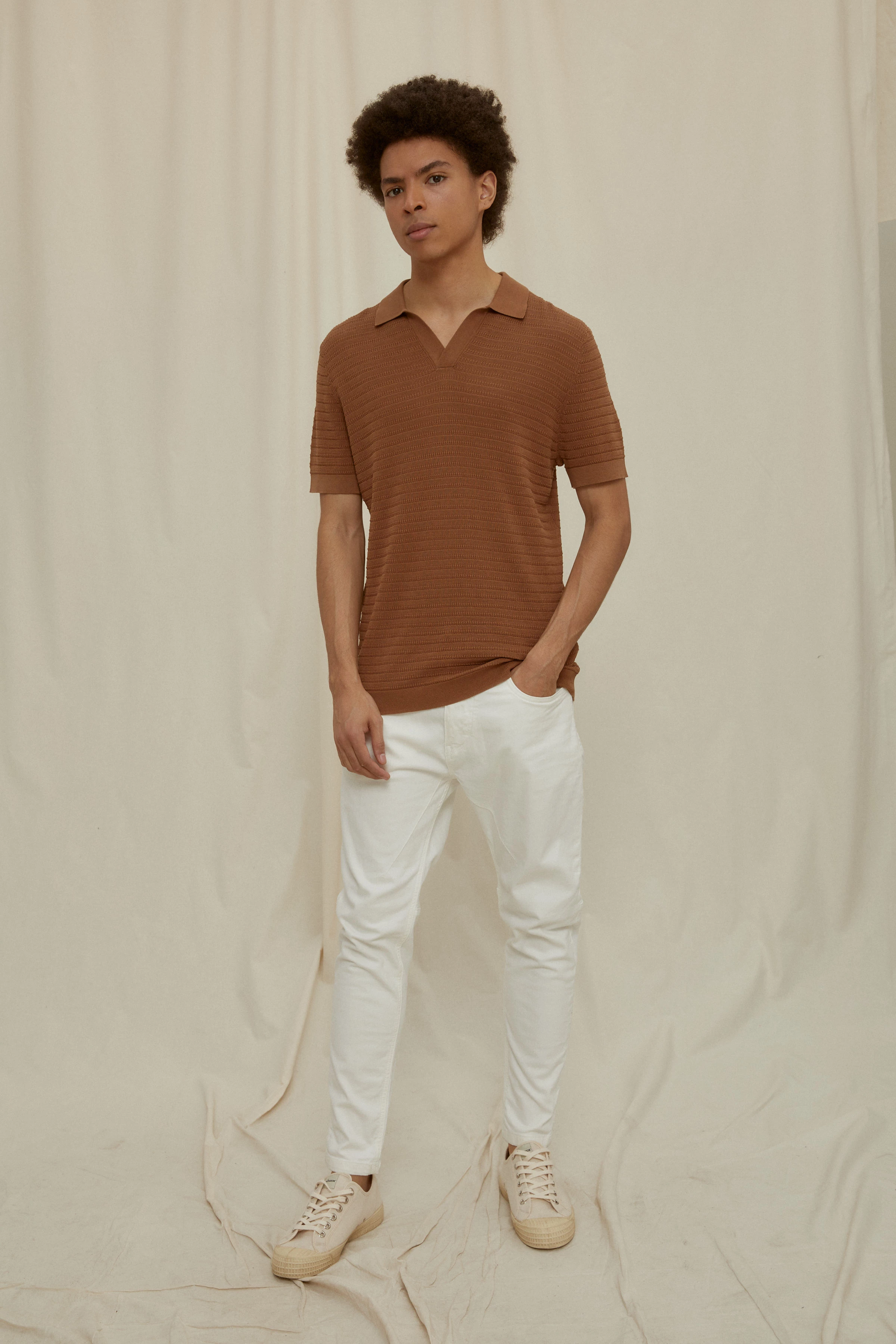 BRAIAN - poloshirt - heren - bruin - Ganzkörper-Frontansicht