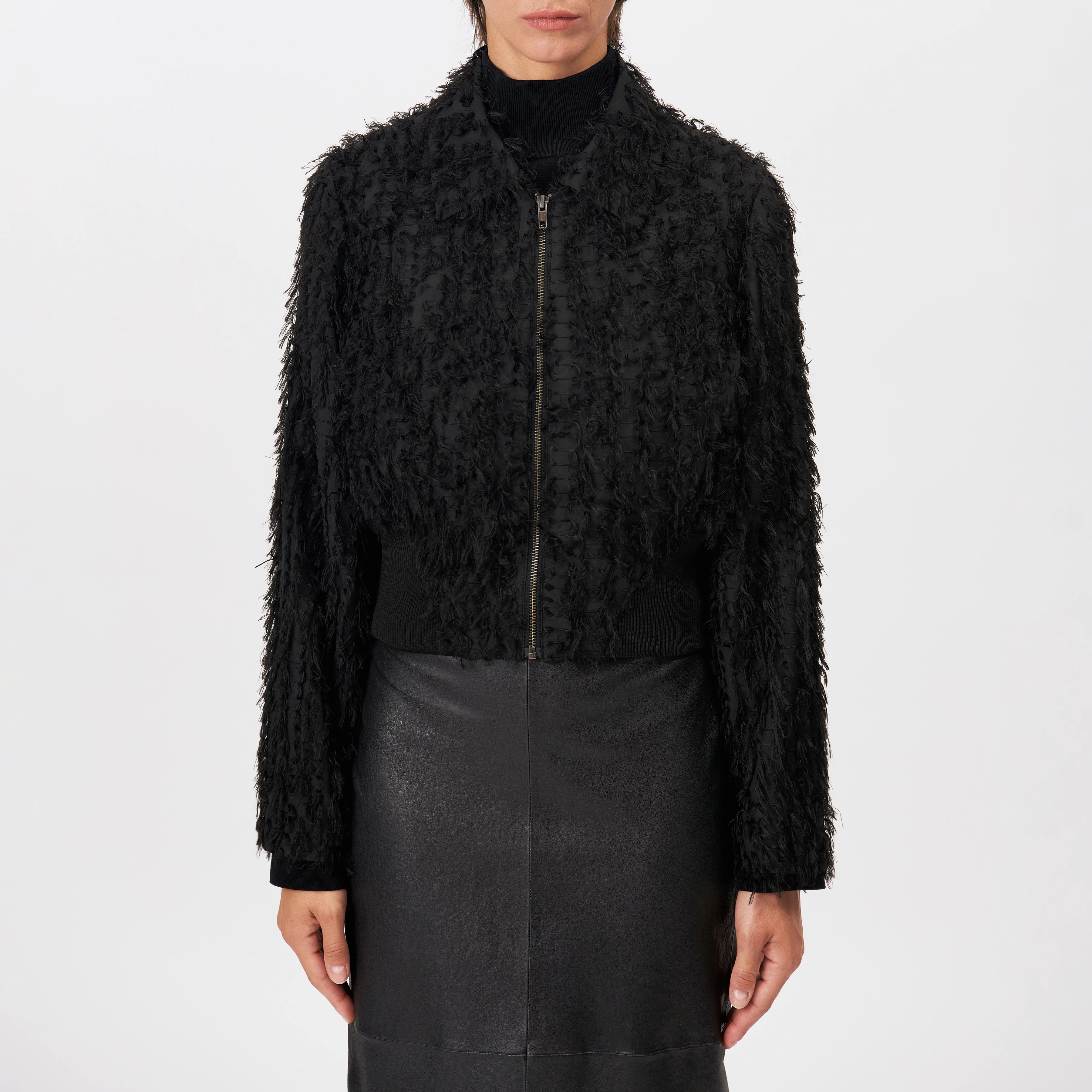 MAXEY - Relaxed fit fringed bomber jacket - women - black - Frontansicht